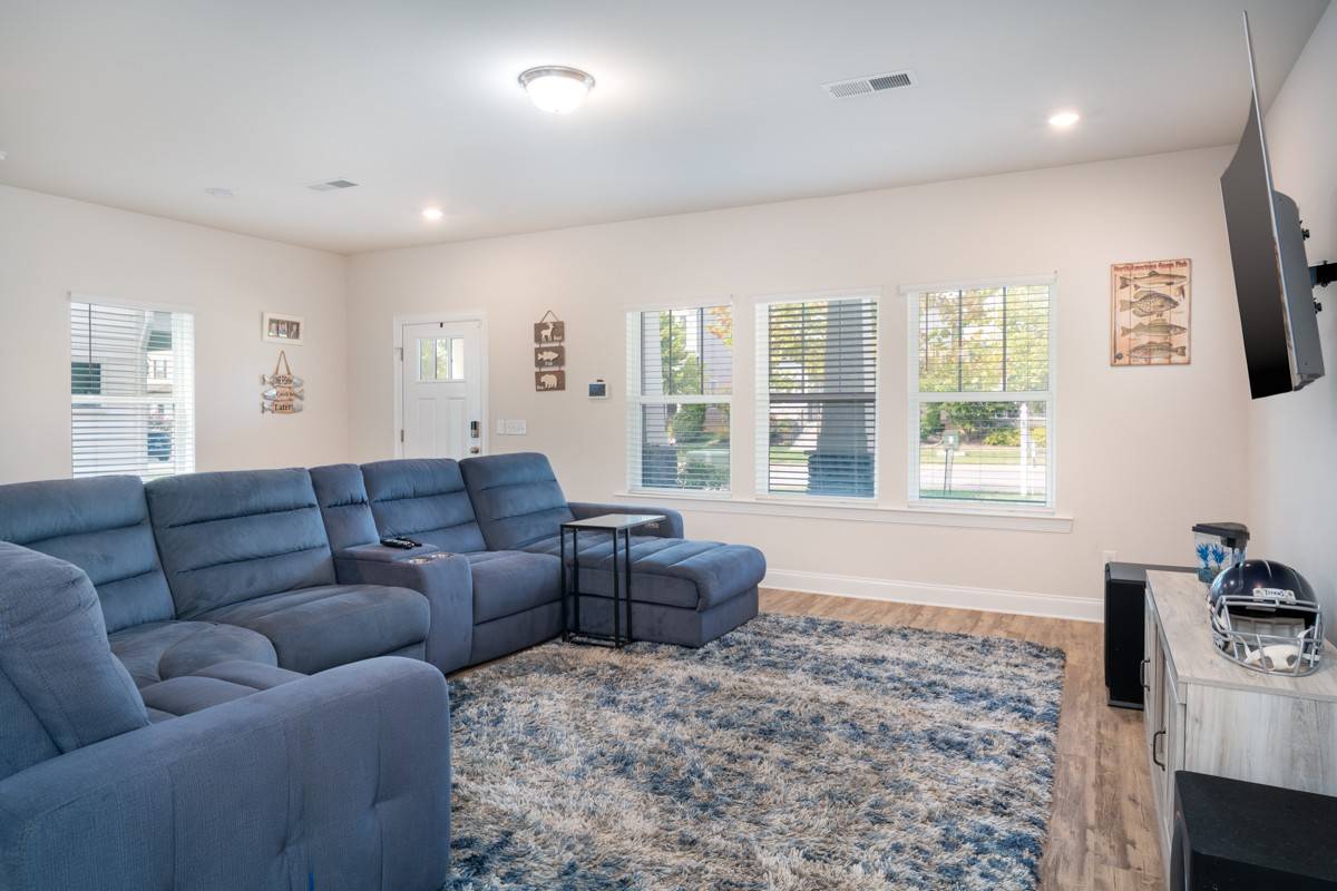 637 Taylor Bend Rd, Columbia, TN 38401