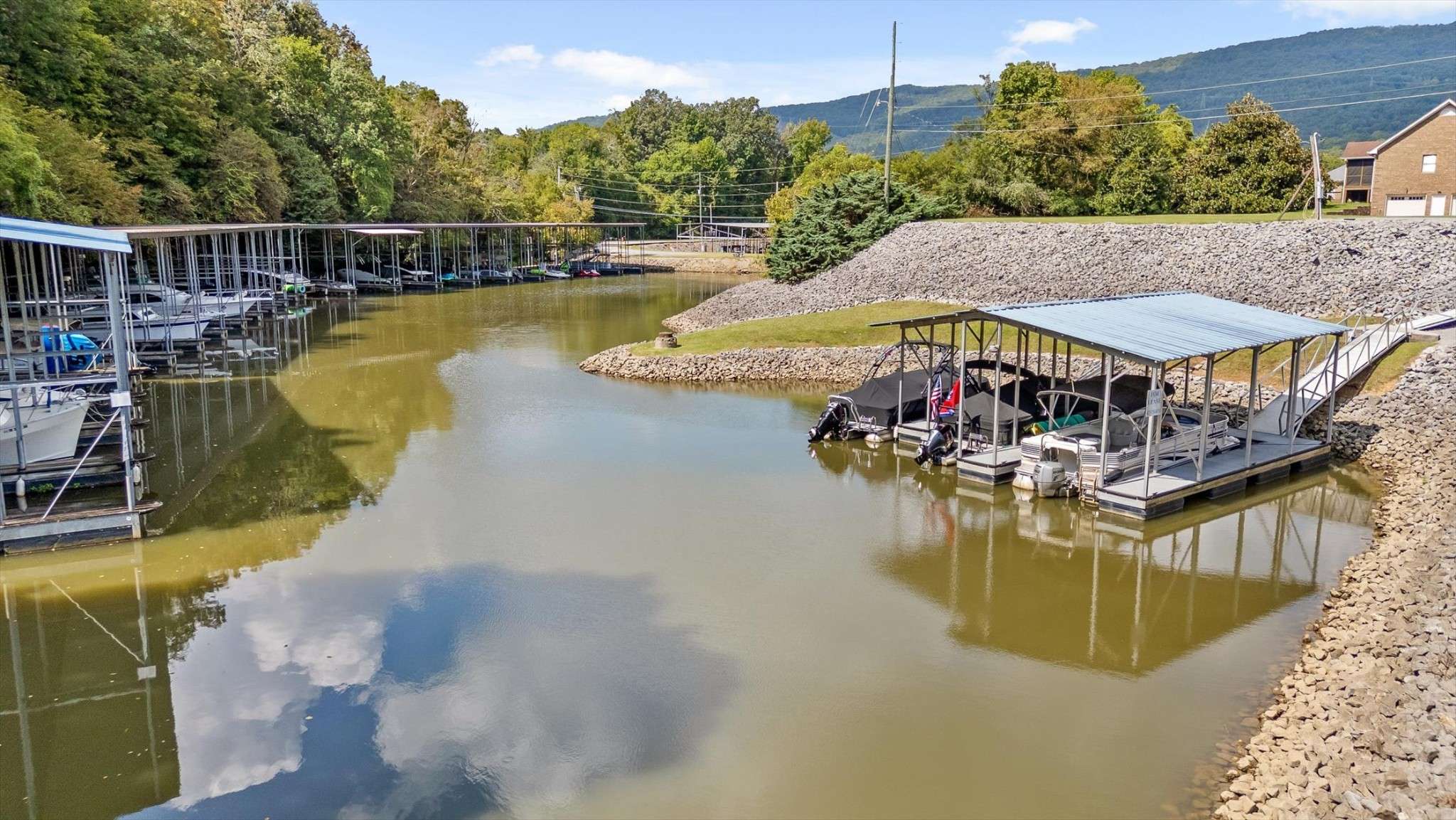 3237 Waterfront Dr, Chattanooga, TN 37419