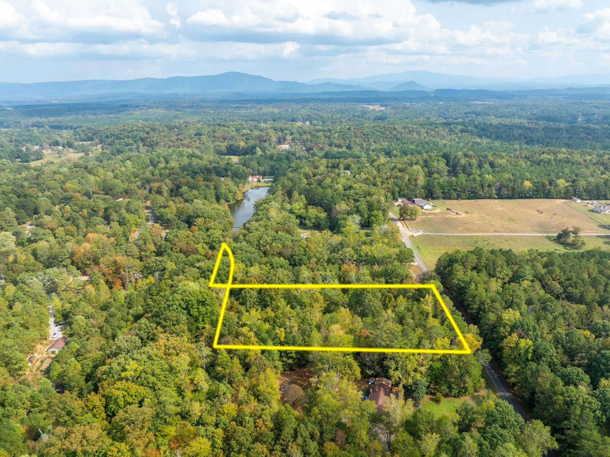 793 York Road #NE, Cleveland, TN 37323