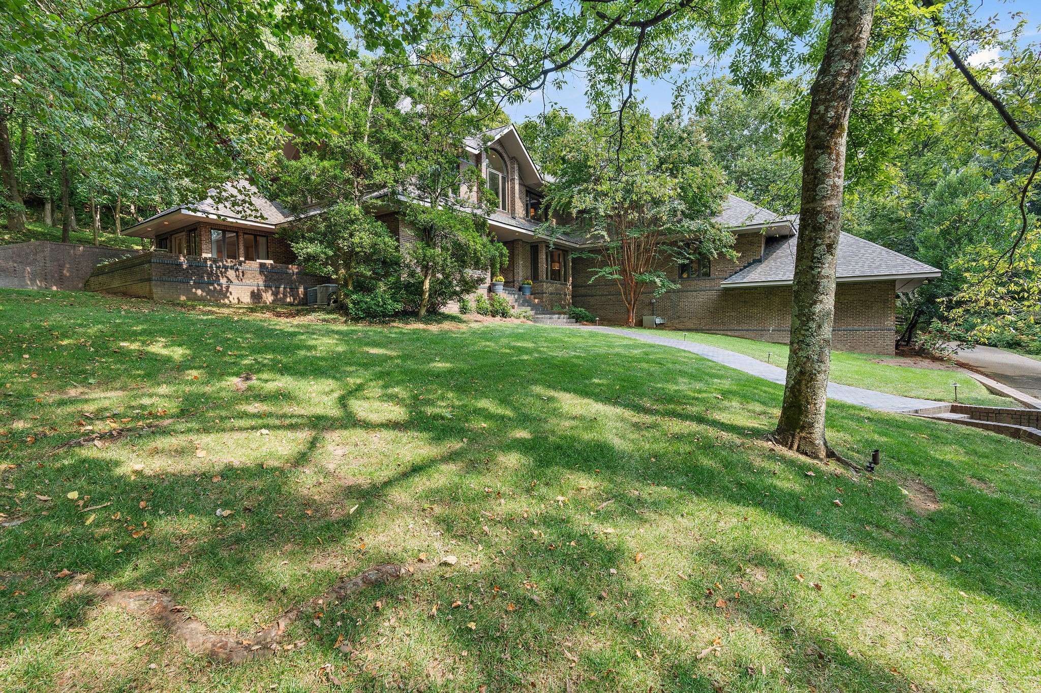 5543 Stanford Dr, Nashville, TN 37215