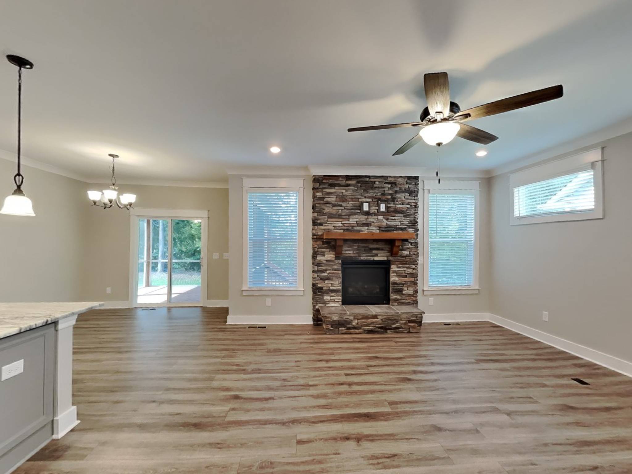 1406 Cotillion Dr, Murfreesboro, TN 37128