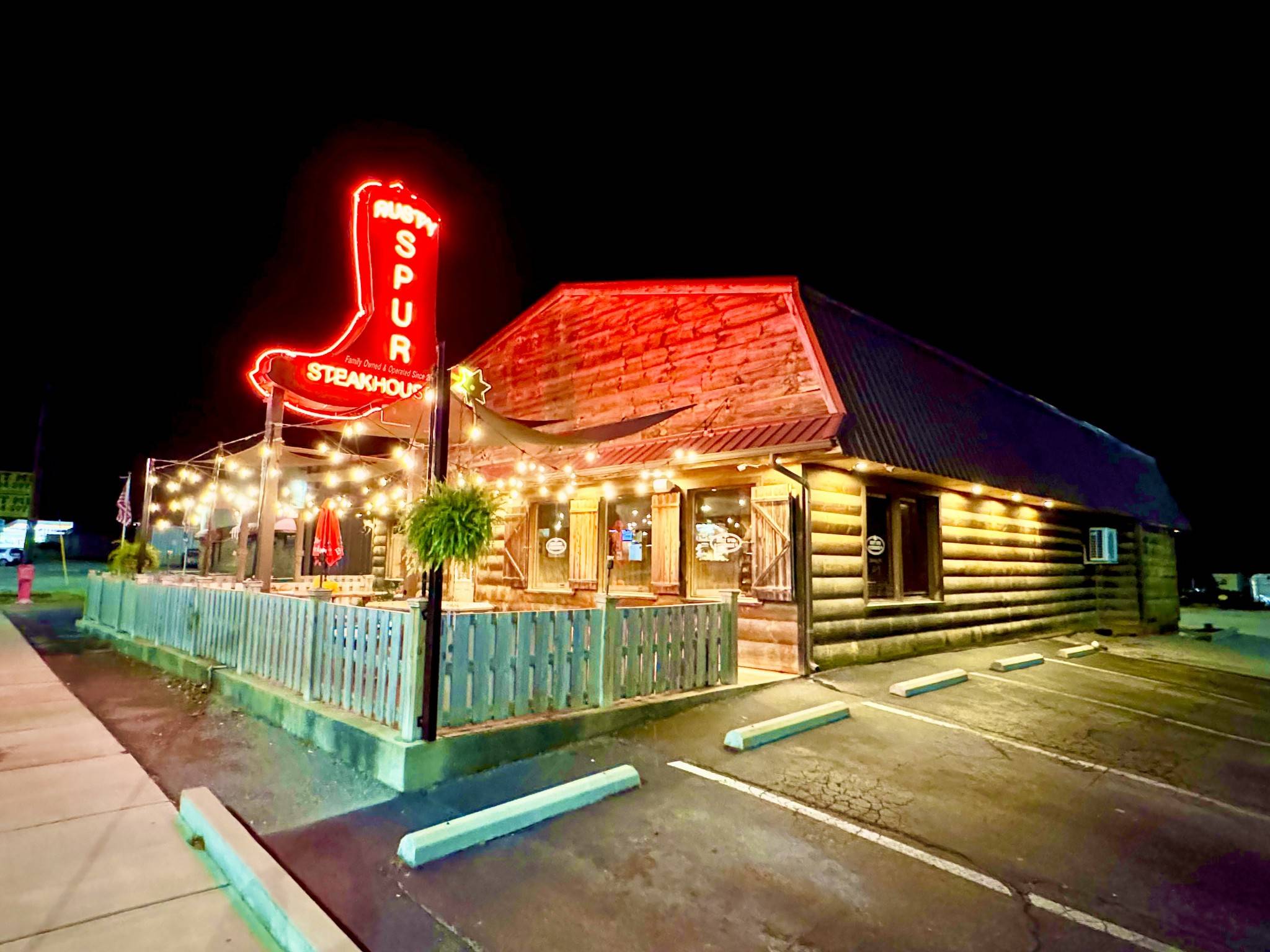 601 N 1st St, Pulaski, TN 38478