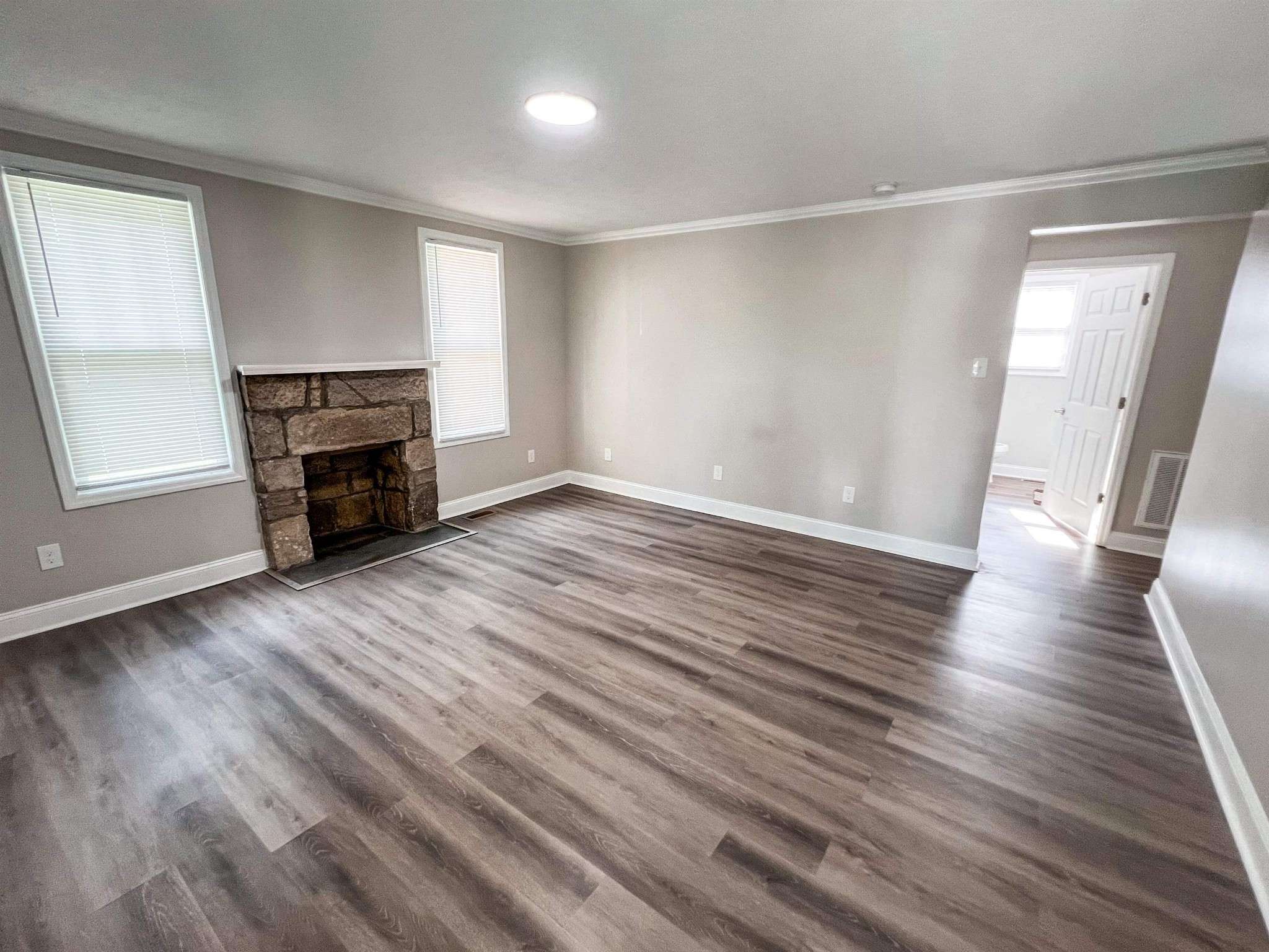 202 MORRIS ST, Waynesboro, TN 38485