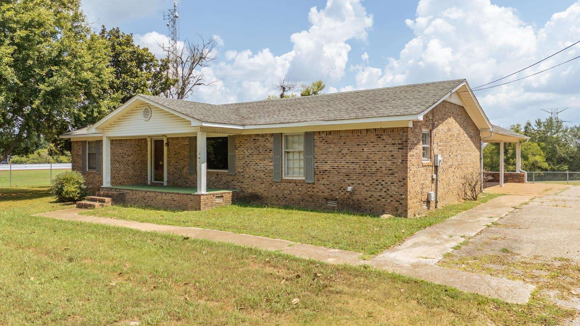 70 RIVERSIDE DR, Savannah, TN 38372