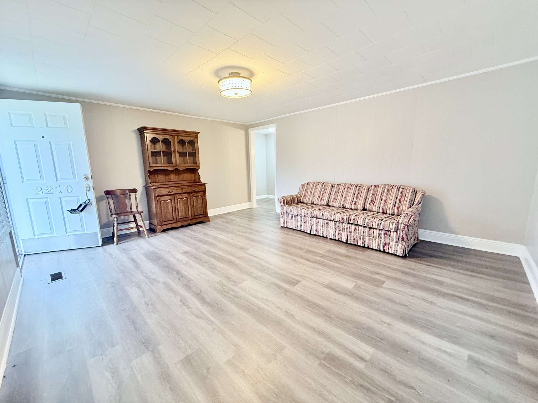 2210 Princeton Rd, Hopkinsville, KY 42240