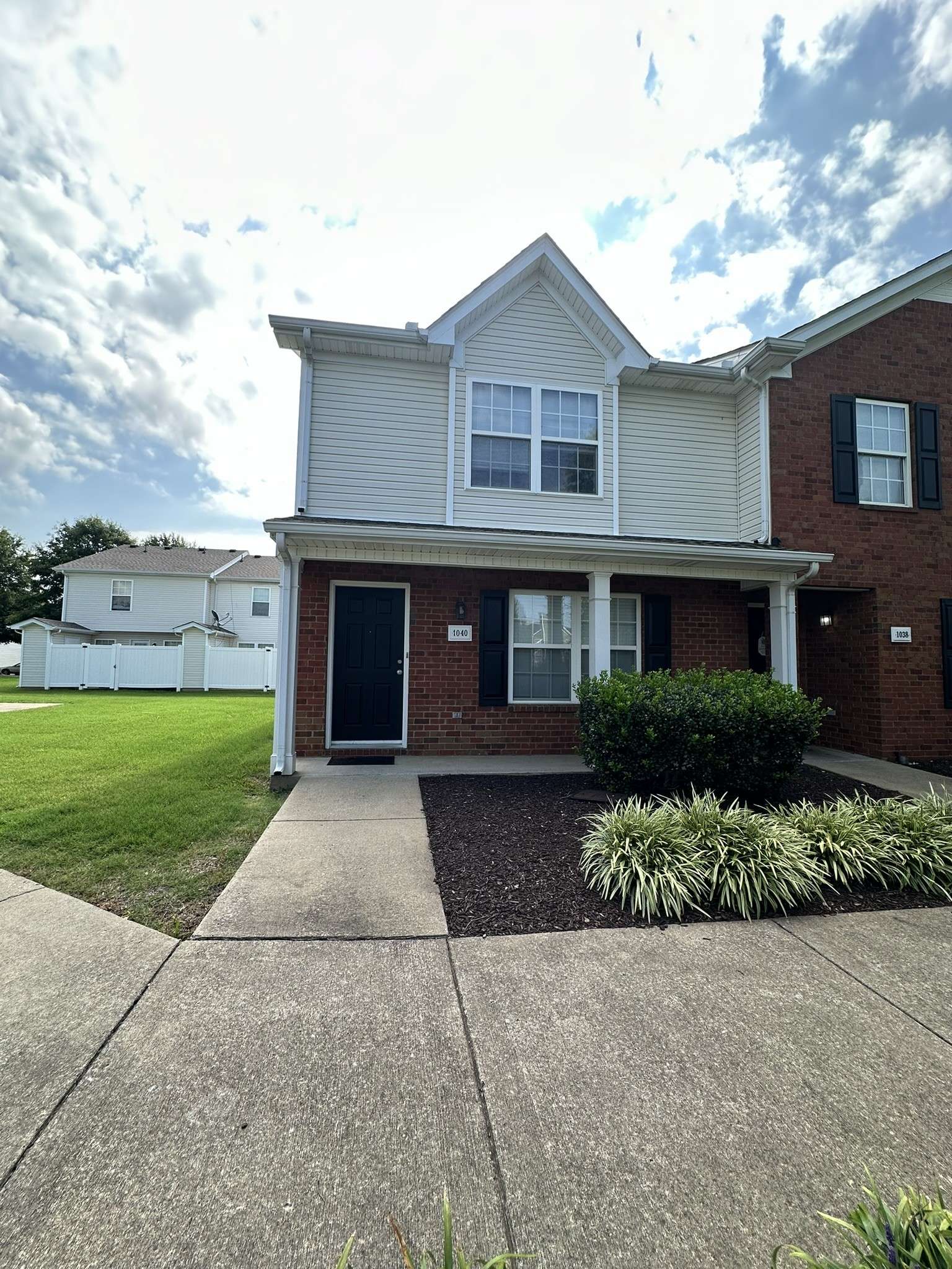 1040 Shaman Xing, Murfreesboro, TN 37128