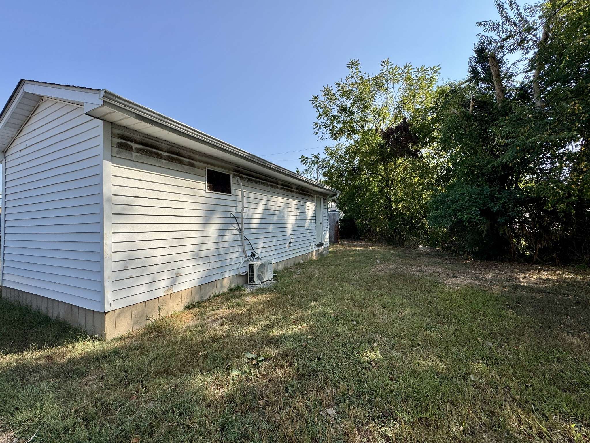 2150B Fort Campbell Blvd, Clarksville, TN 37042