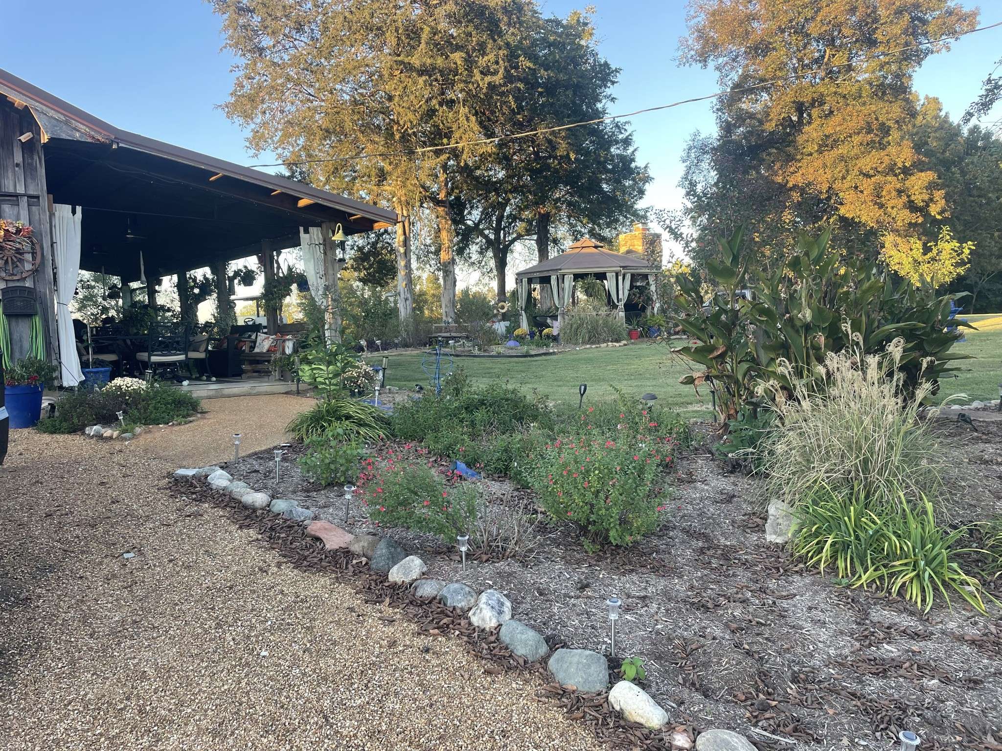 2890 Nance Bend Rd, Clifton, TN 38425