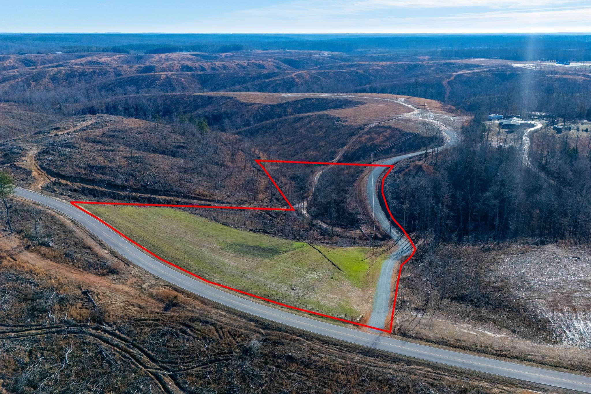 1379 Little Swan Creek Rd, Hohenwald, TN 38462
