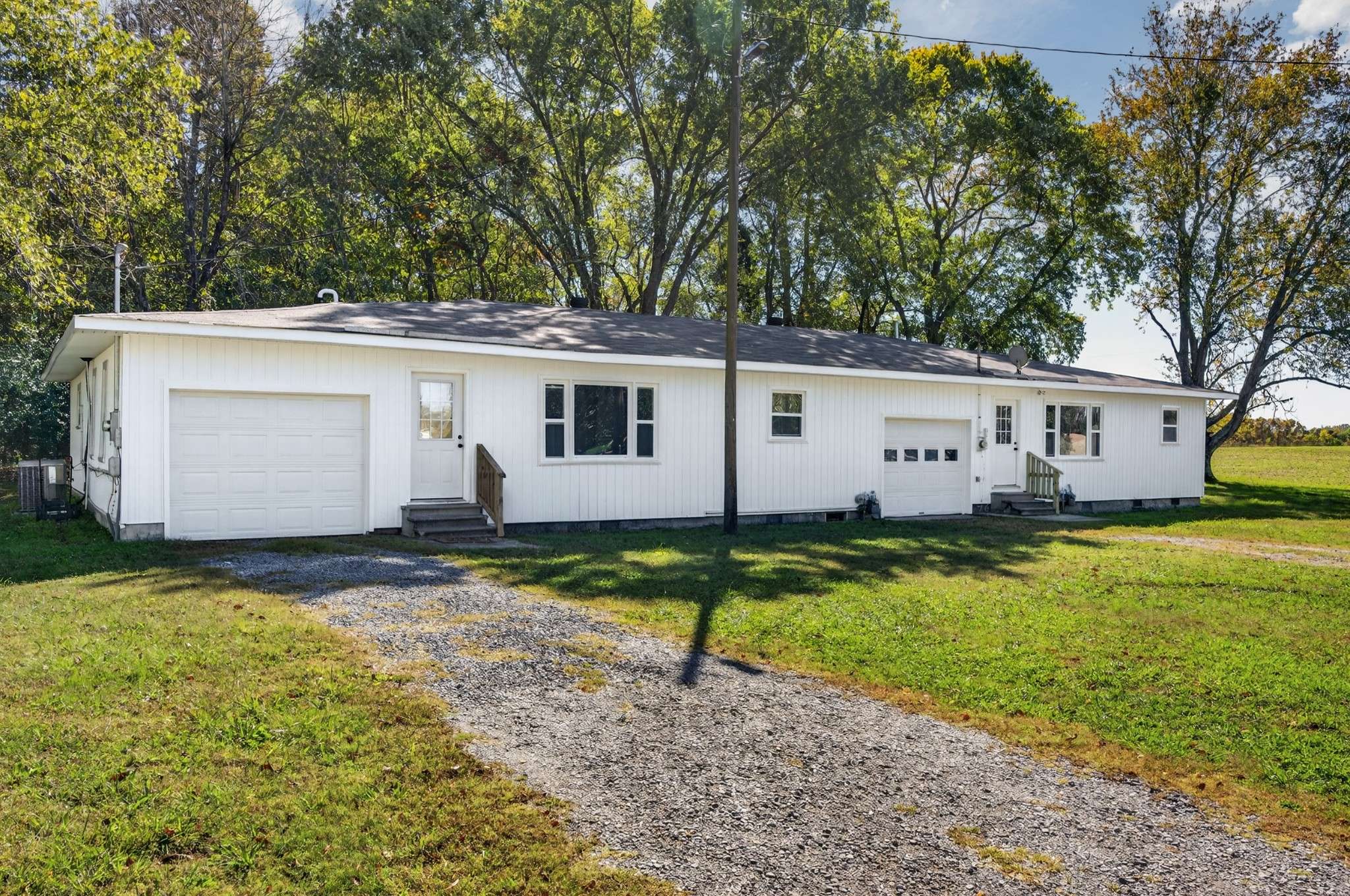 34 S Lincoln Rd, Fayetteville, TN 37334