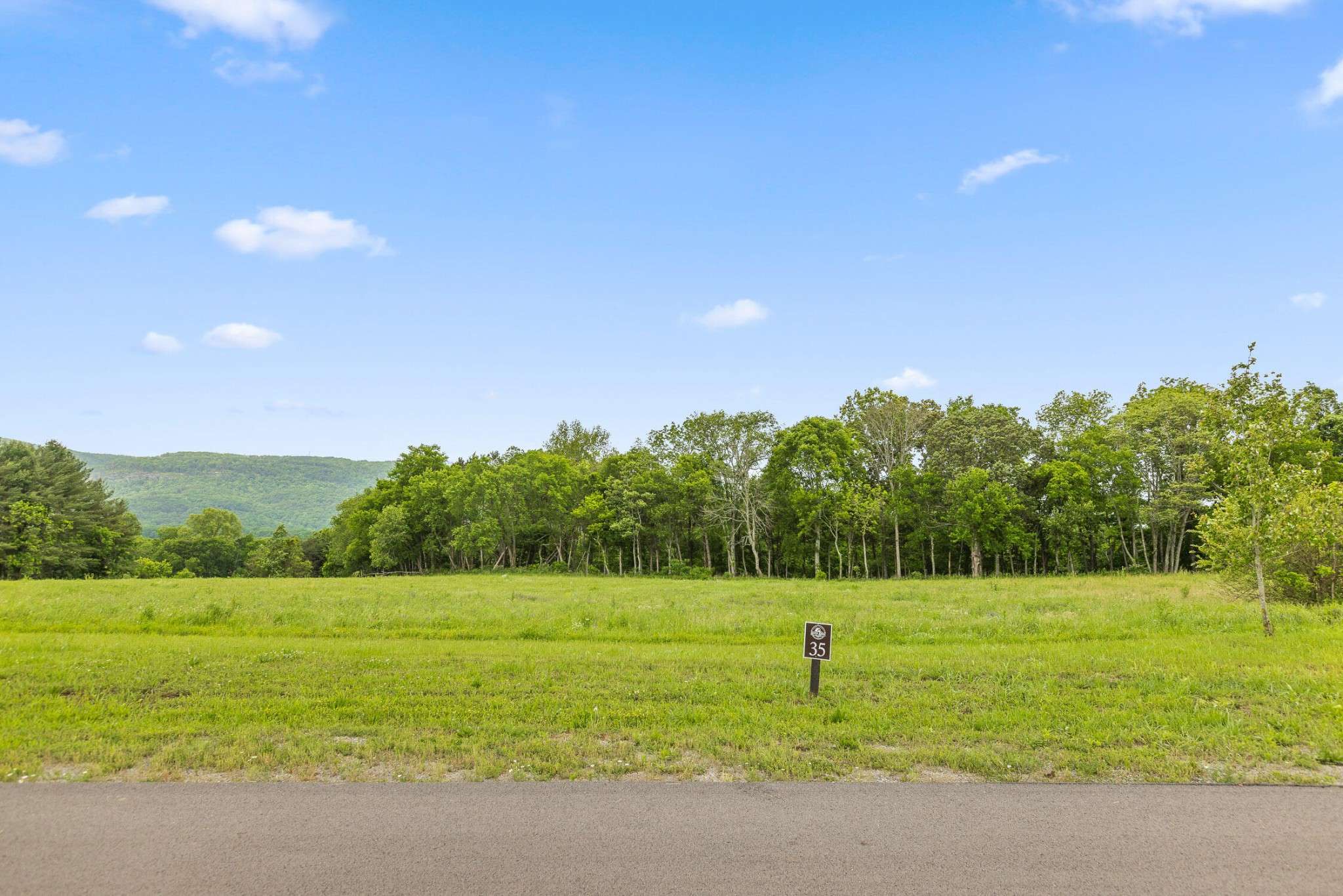 35 River Ridge Drive, Dunlap, TN 37327