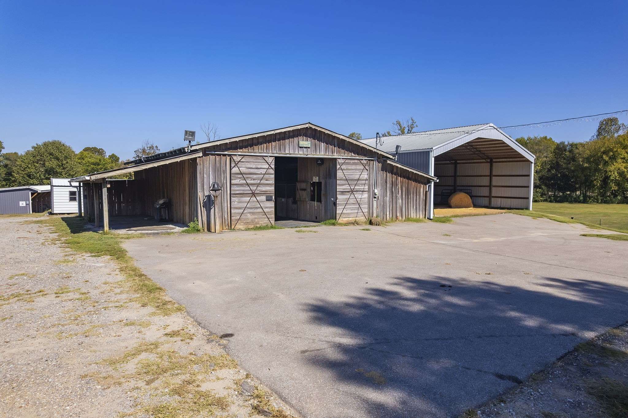 130 Cooper Anderson Rd, Jackson, TN 38305