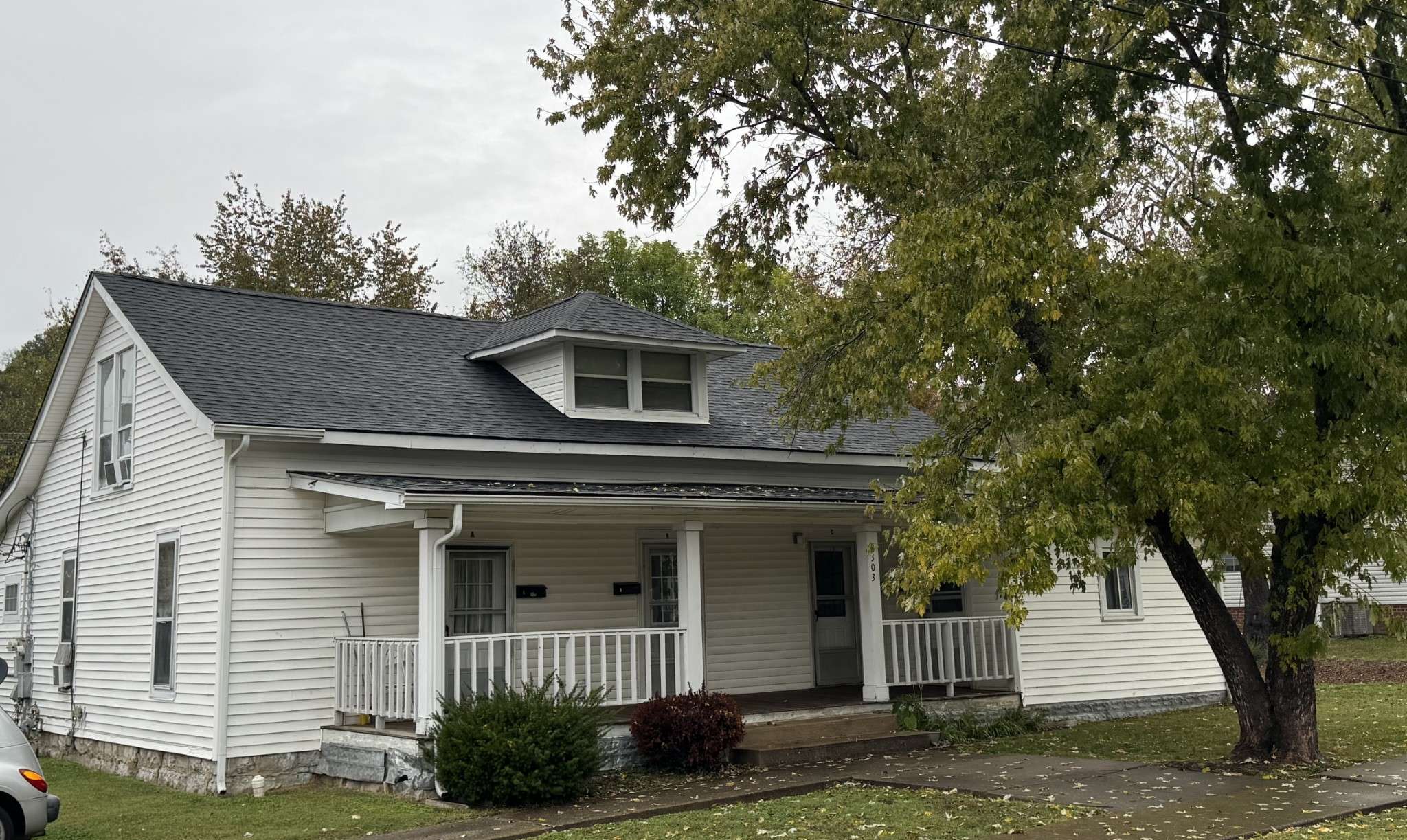 303 Jefferson Ave #E, Carthage, TN 37030