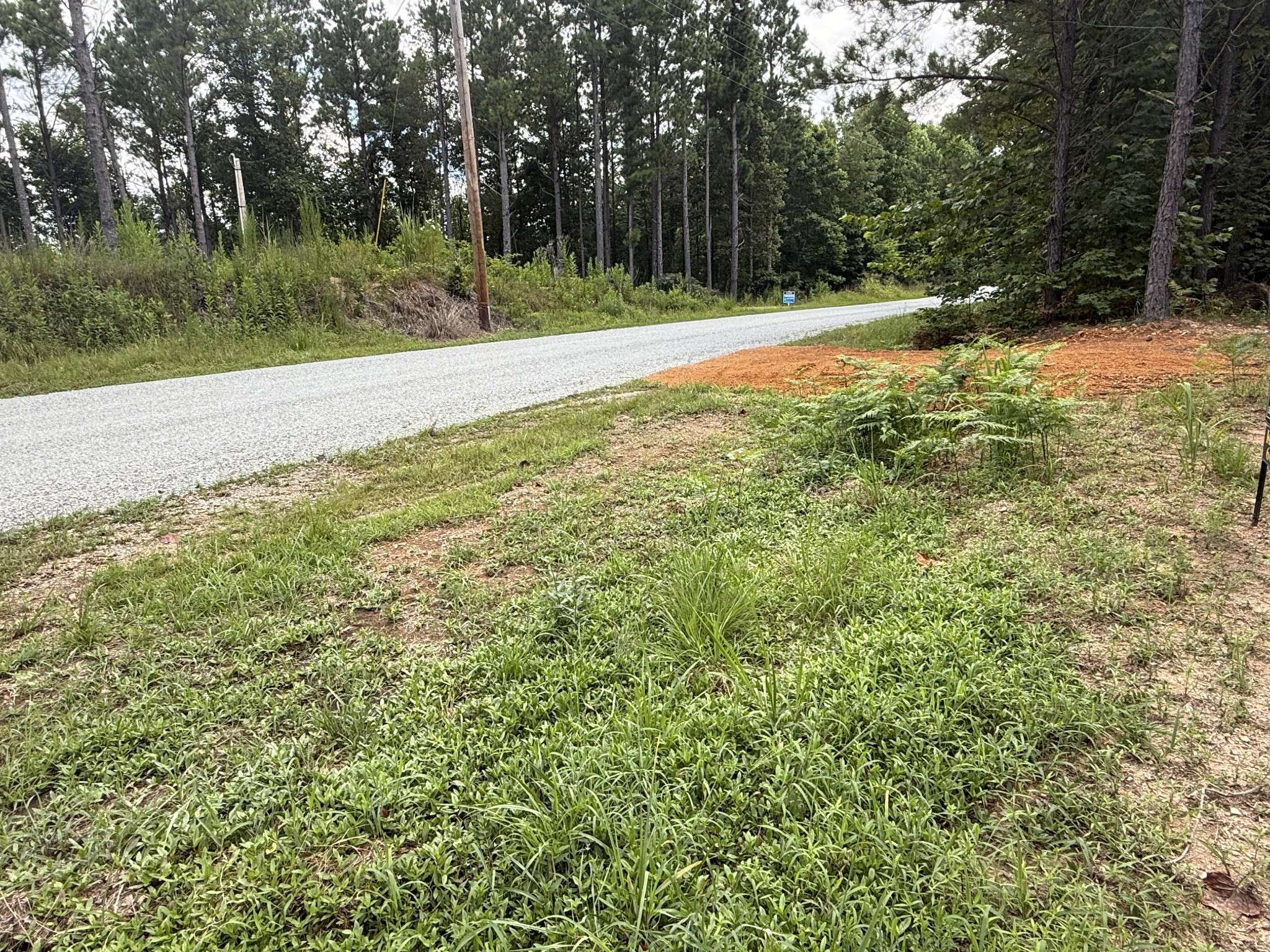 5608 Old Hohenwald rd, Linden, TN 37096