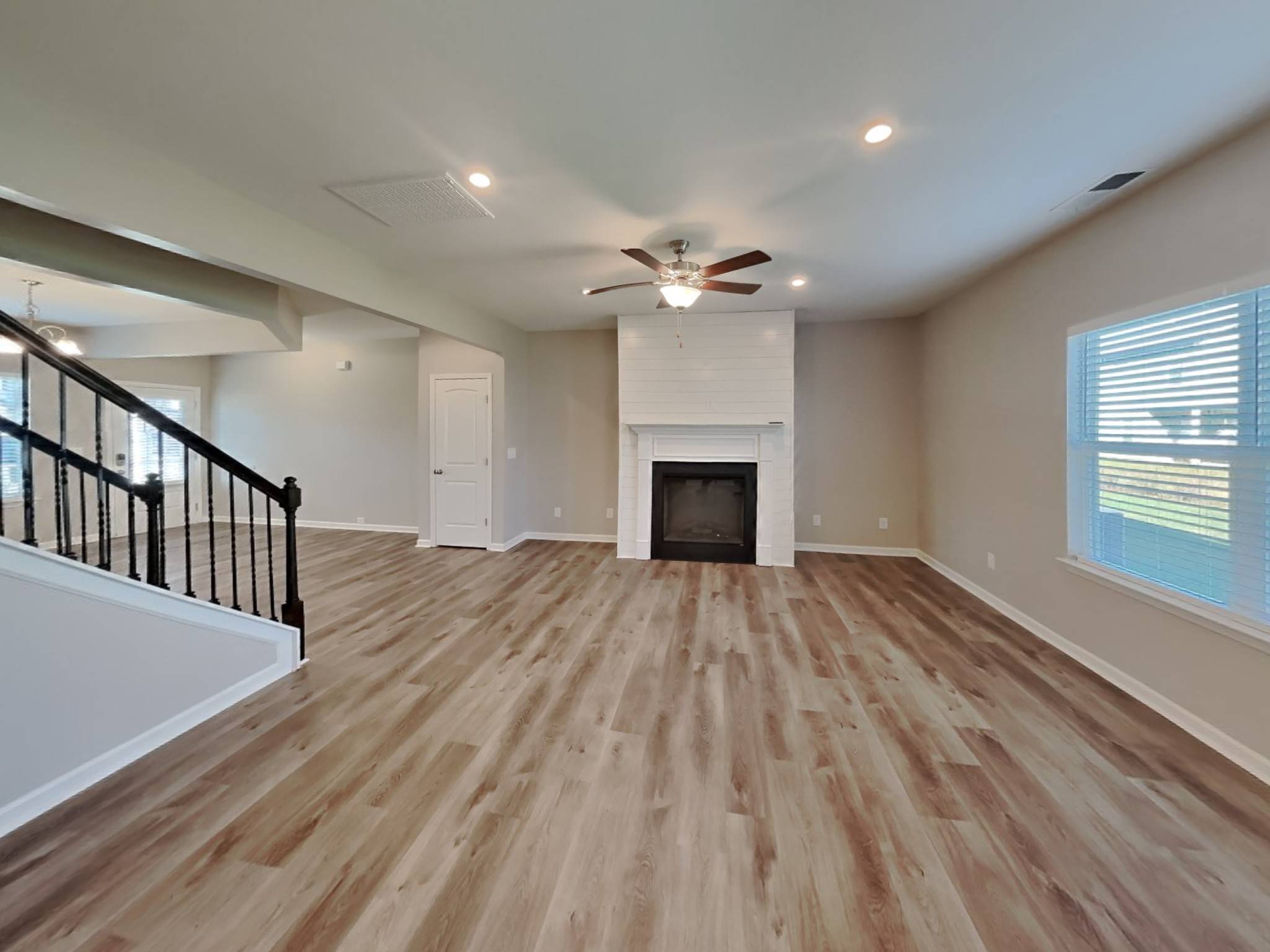 3726 Pelham Wood Dr, Murfreesboro, TN 37128