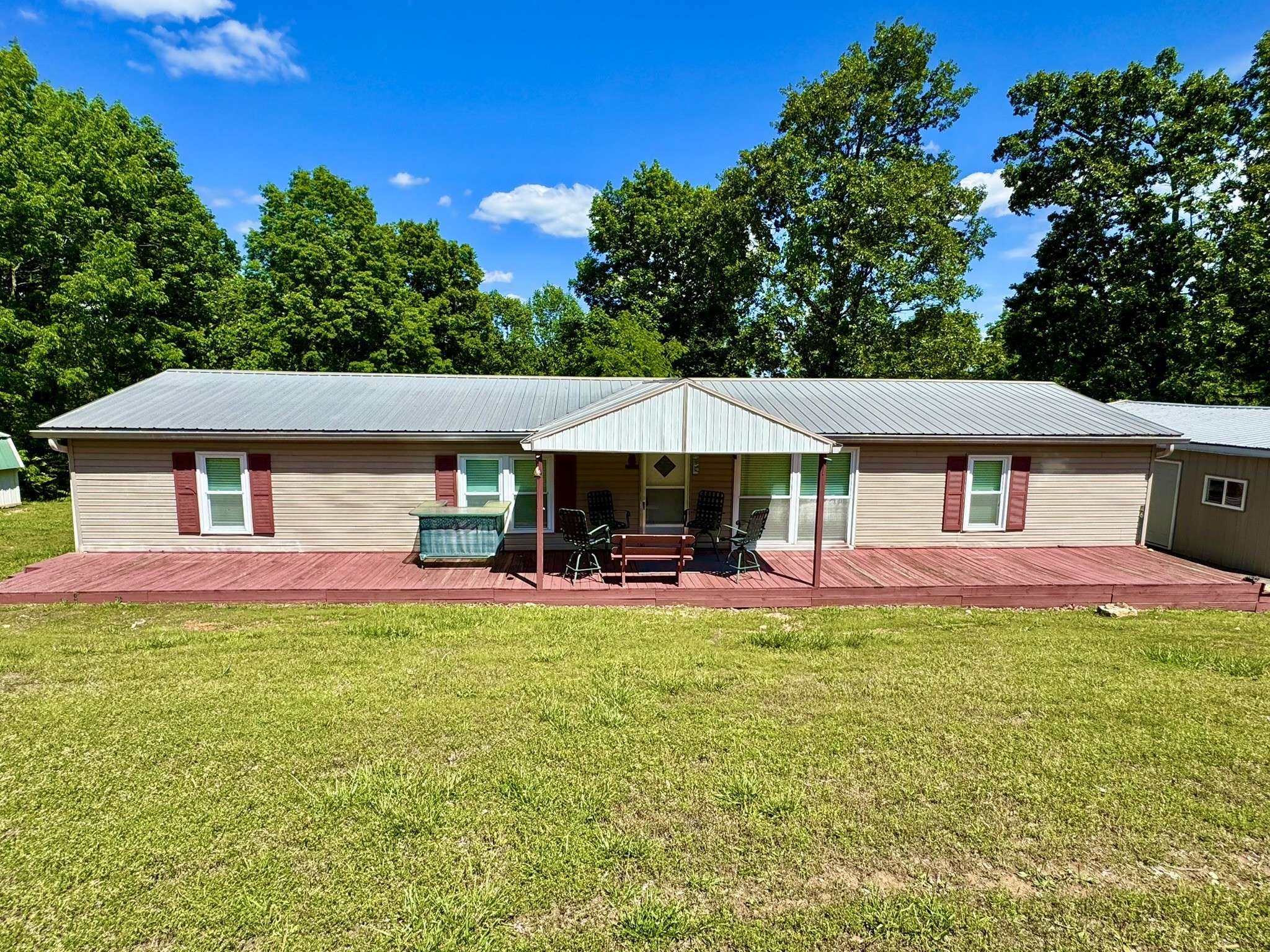 46 Bluff Point Ridge Rd, Waverly, TN 37185