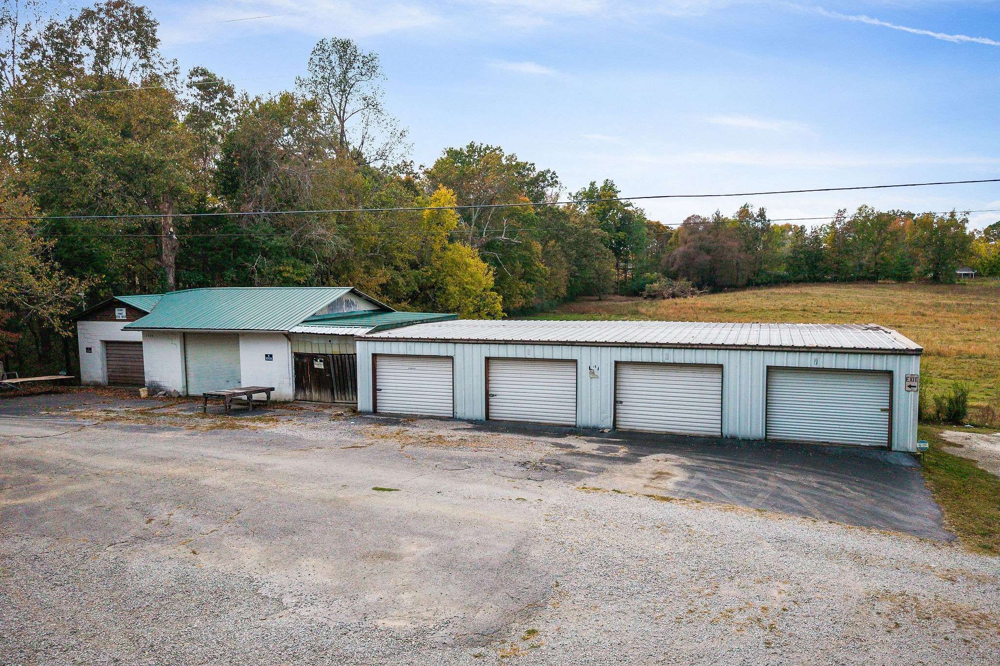 1933 W Broad St, Cookeville, TN 38501