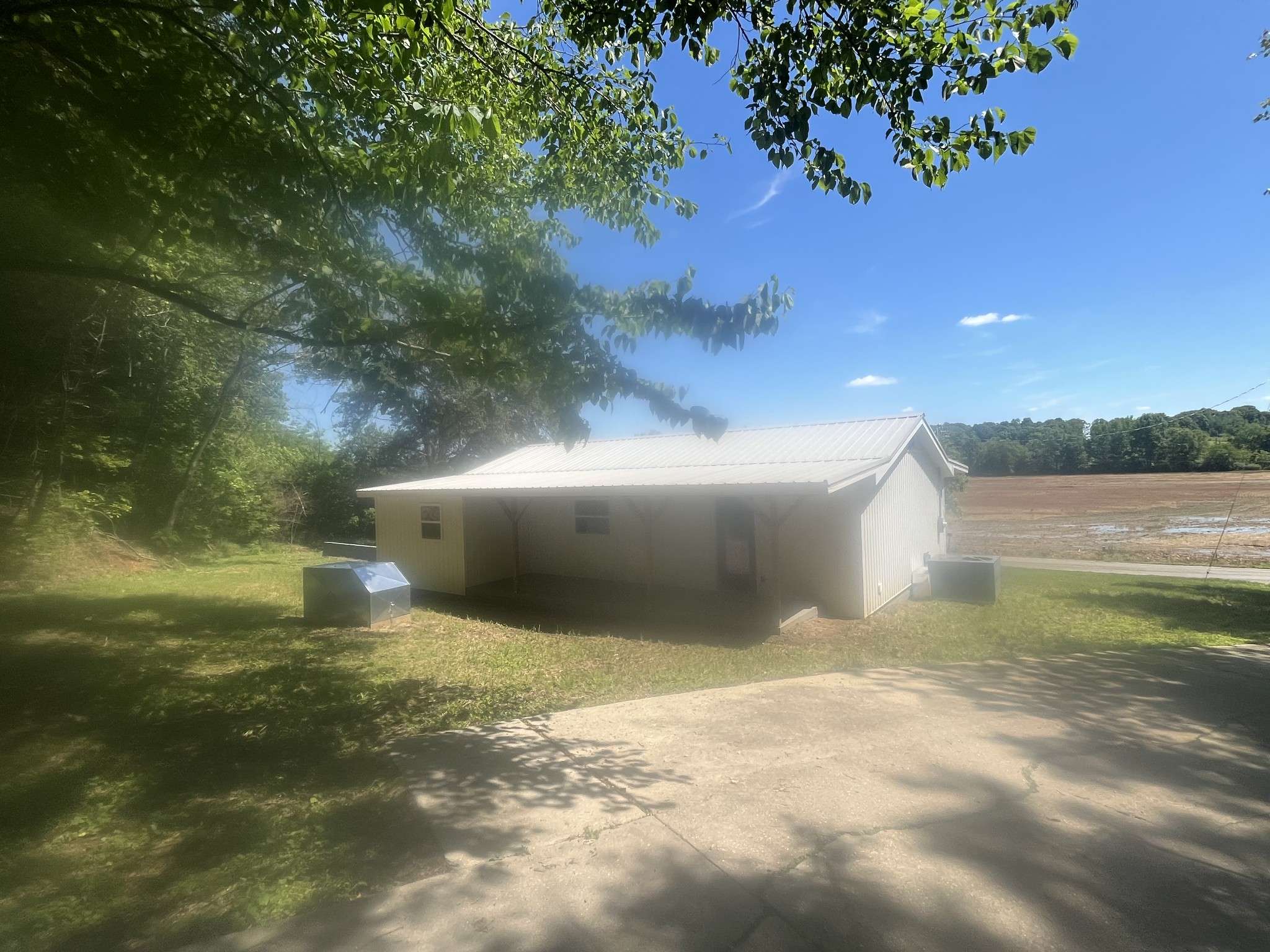 5790 Middle Cypress Rd, Iron City, TN 38463