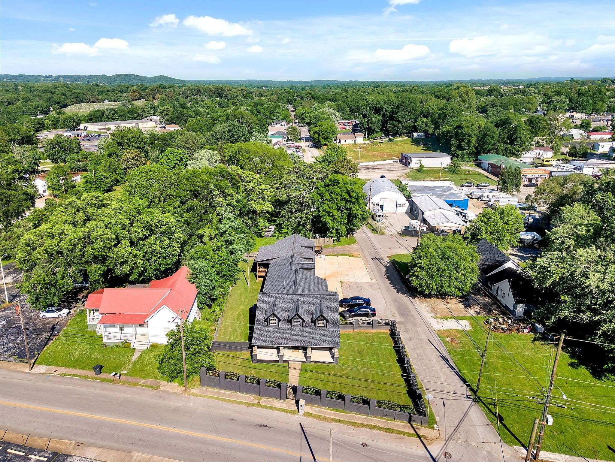 1513 Highland Ave, Columbia, TN 38401