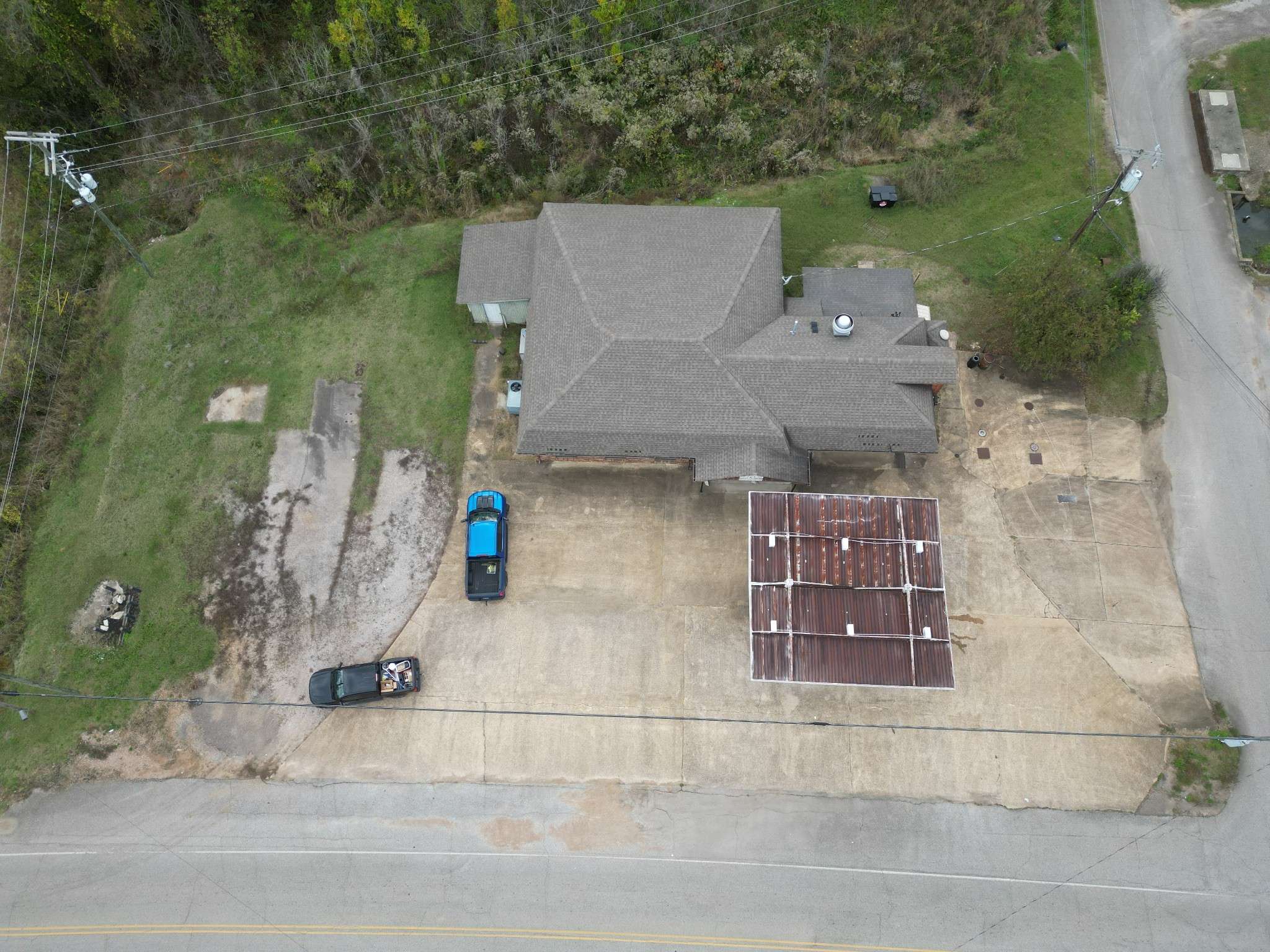 304 Main St, Clifton, TN 38425