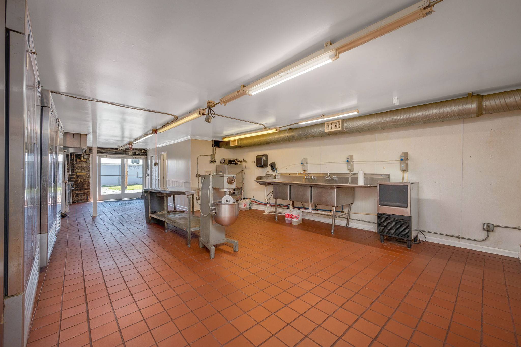 229 N 1st St, Pulaski, TN 38478