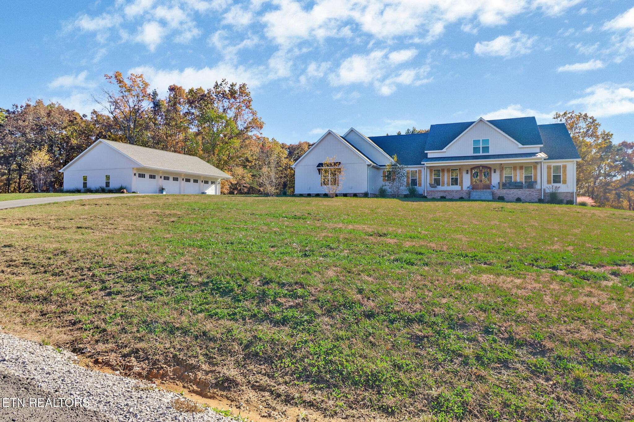 422 Peach Lane, Jamestown, TN 38556