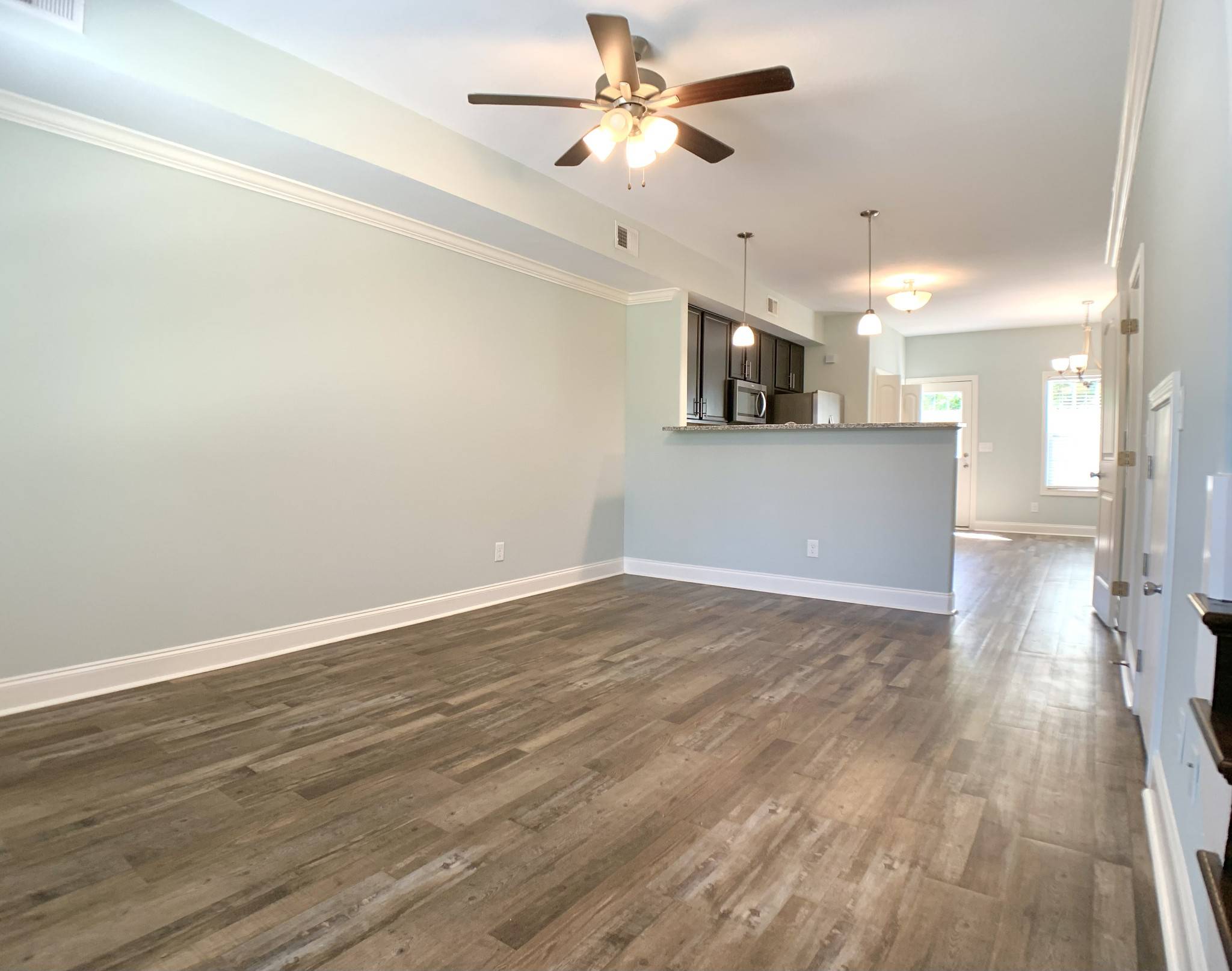2090 Tynewood Dr, Clarksville, TN 37042