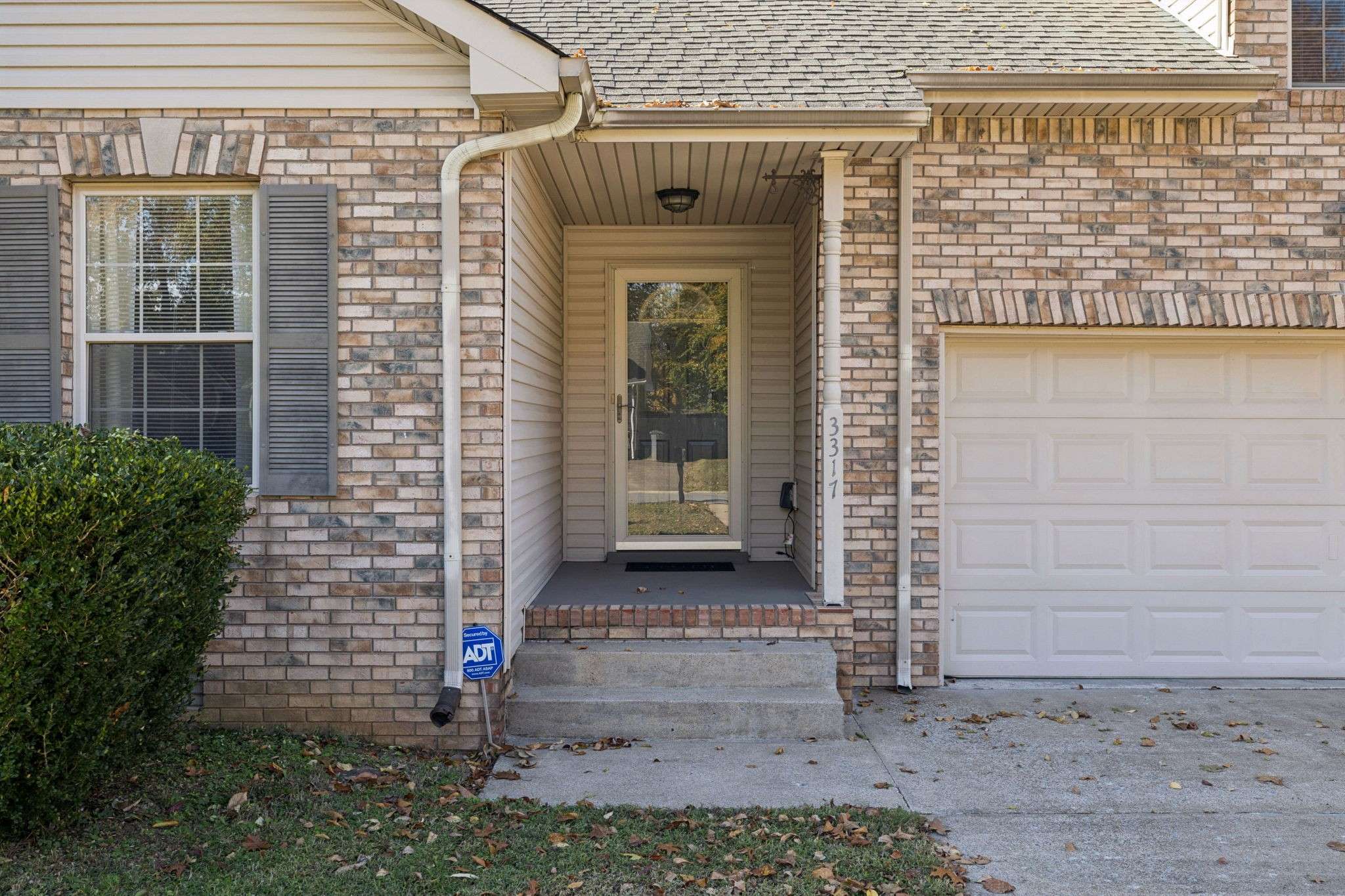 3317 S Senseney Cir, Clarksville, TN 37042