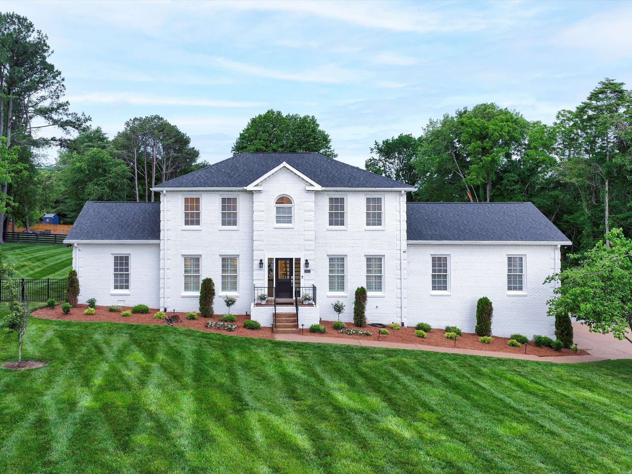 2207 Oakwood Ct, Franklin, TN 37064