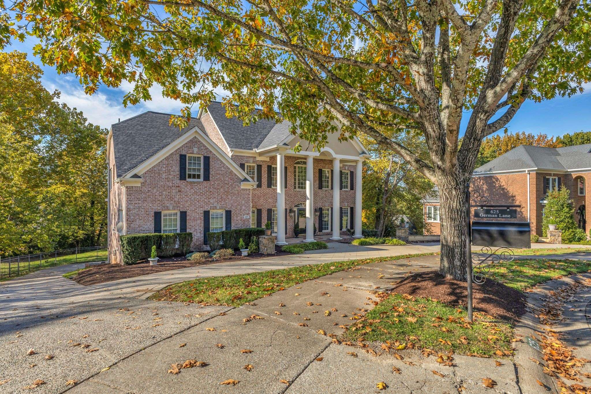 625 German Ln, Franklin, TN 37067