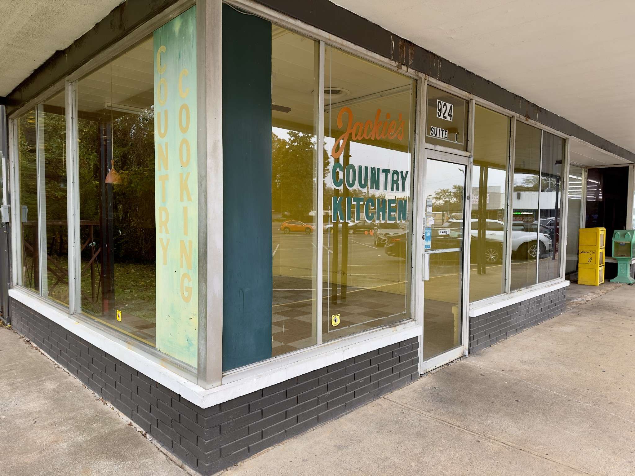 924 Providence Blvd, Clarksville, TN 37042