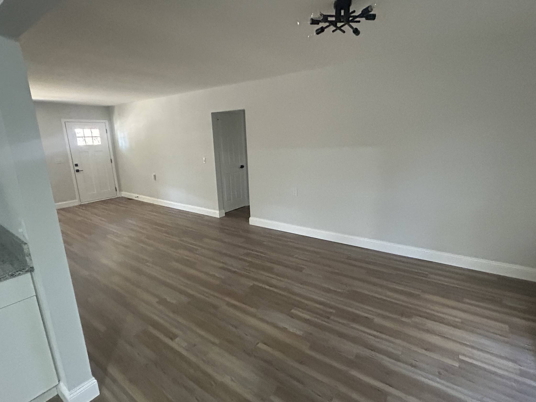 15 Wesley Dr, Hermitage, TN 37076