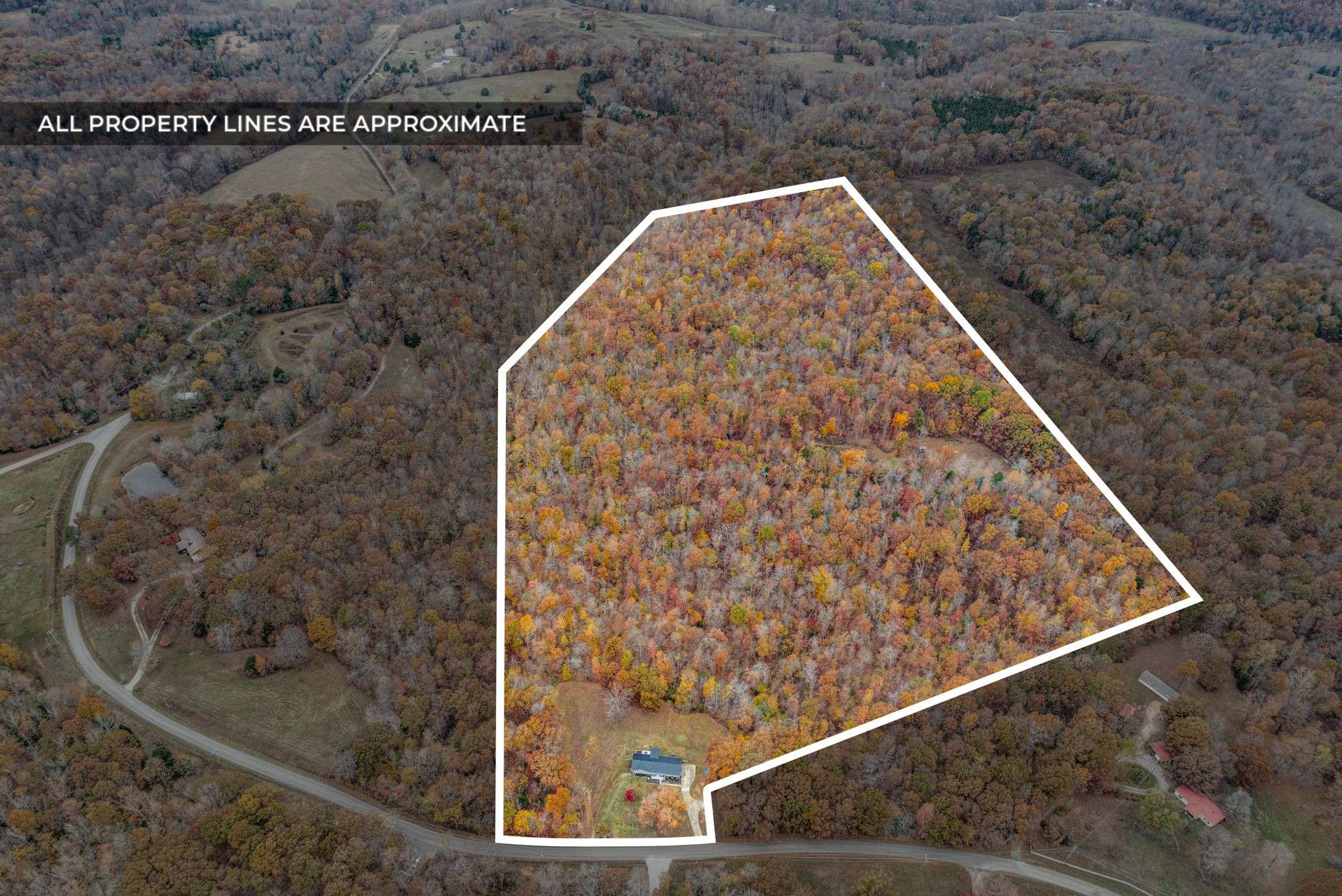 2126 Foster Rd, Cumberland Furnace, TN 37051