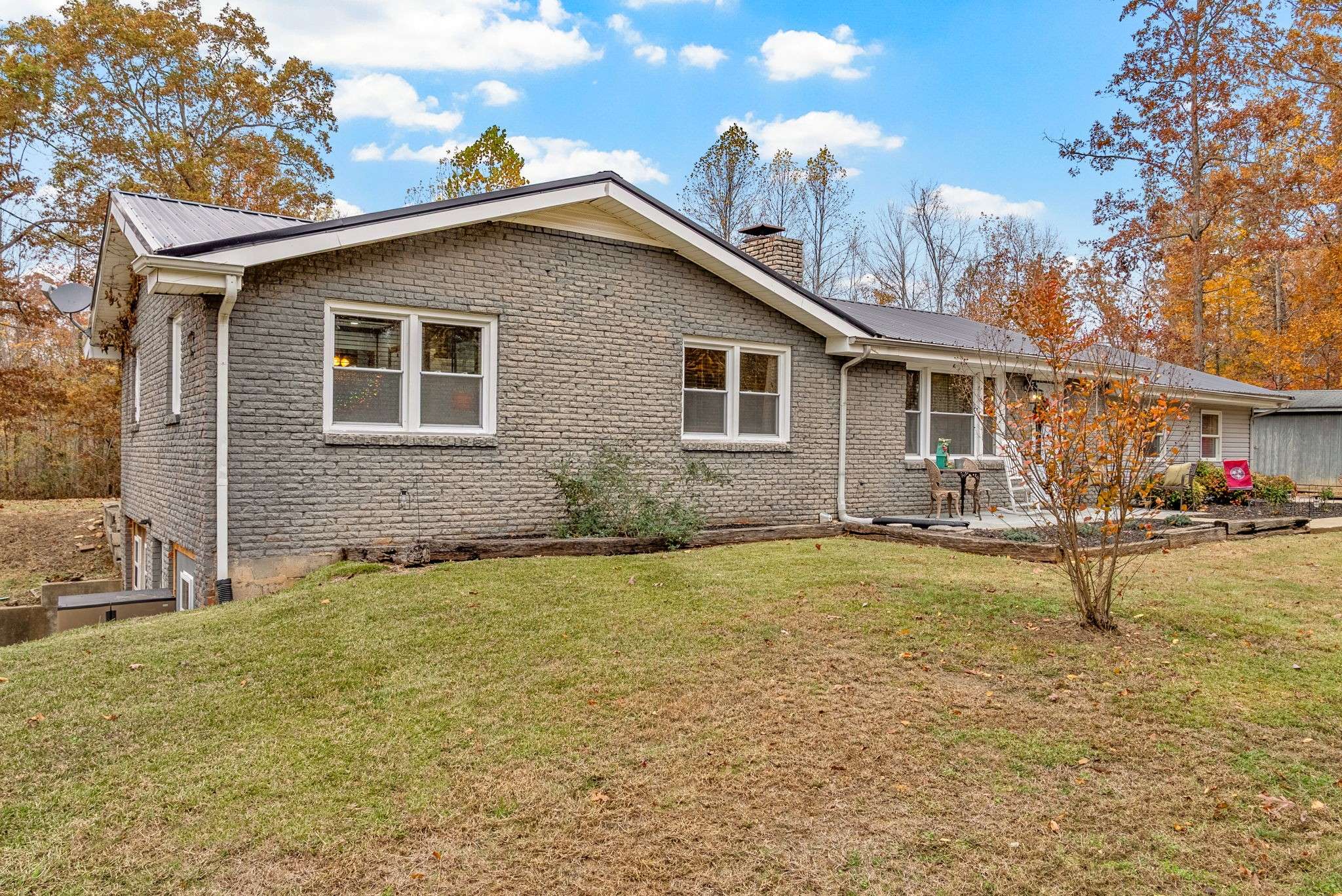 2126 Foster Rd, Cumberland Furnace, TN 37051