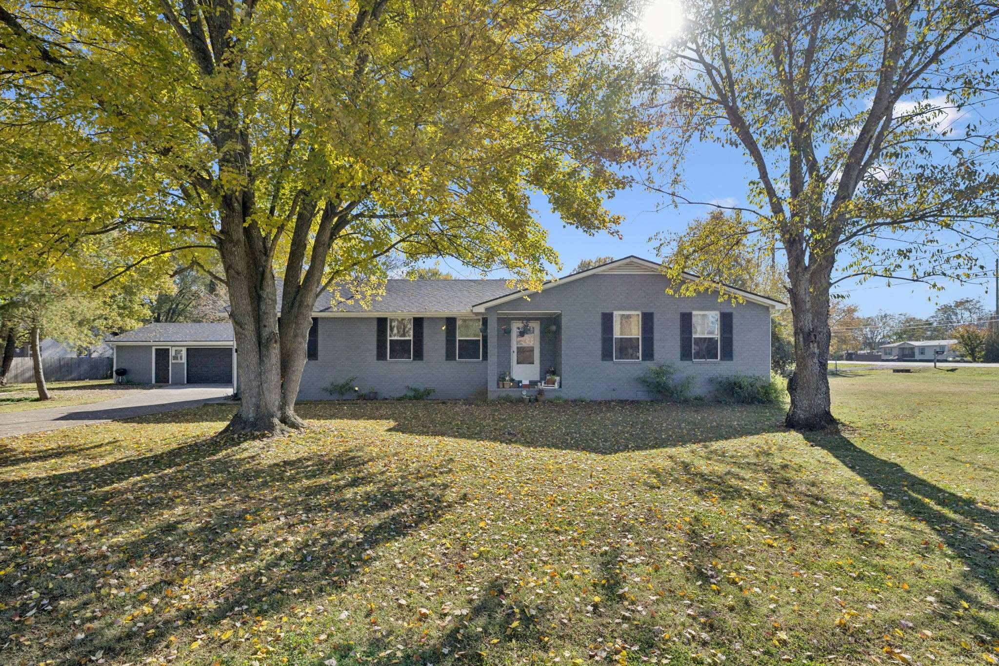 6002 Creekmont Dr, Murfreesboro, TN 37129