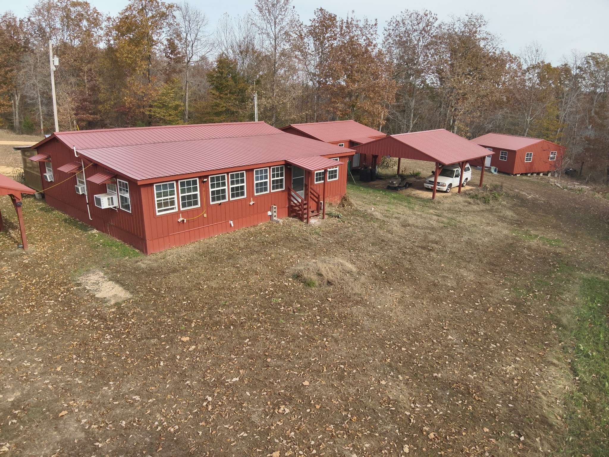2383 Airport Ridge Rd, Linden, TN 37096