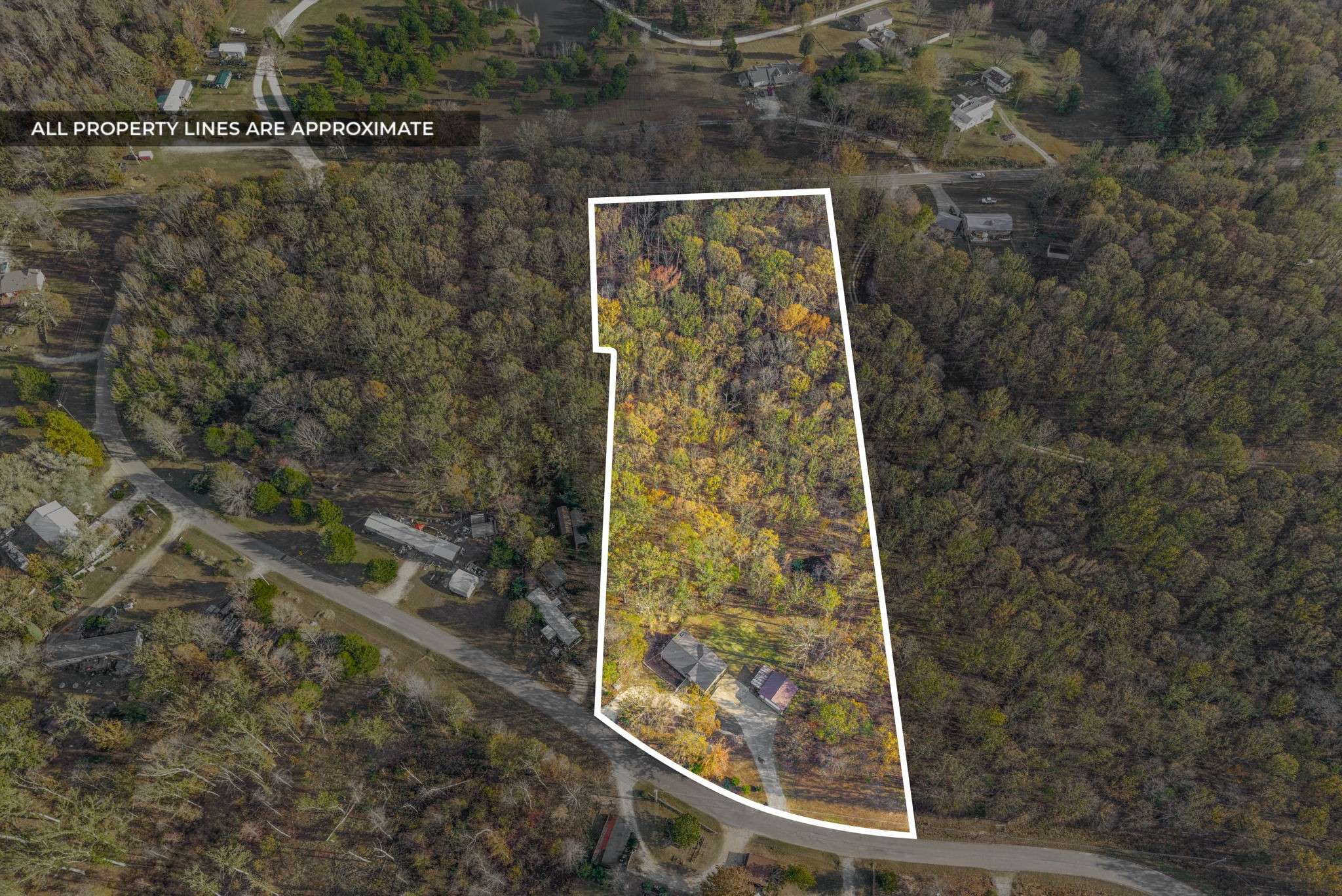 197 Old Homestead Rd, Big Sandy, TN 38221