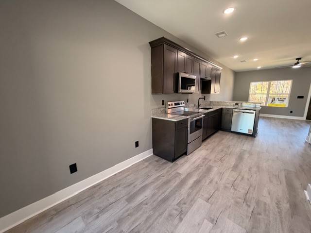 106 Nichali Dr, Charlotte, TN 37036
