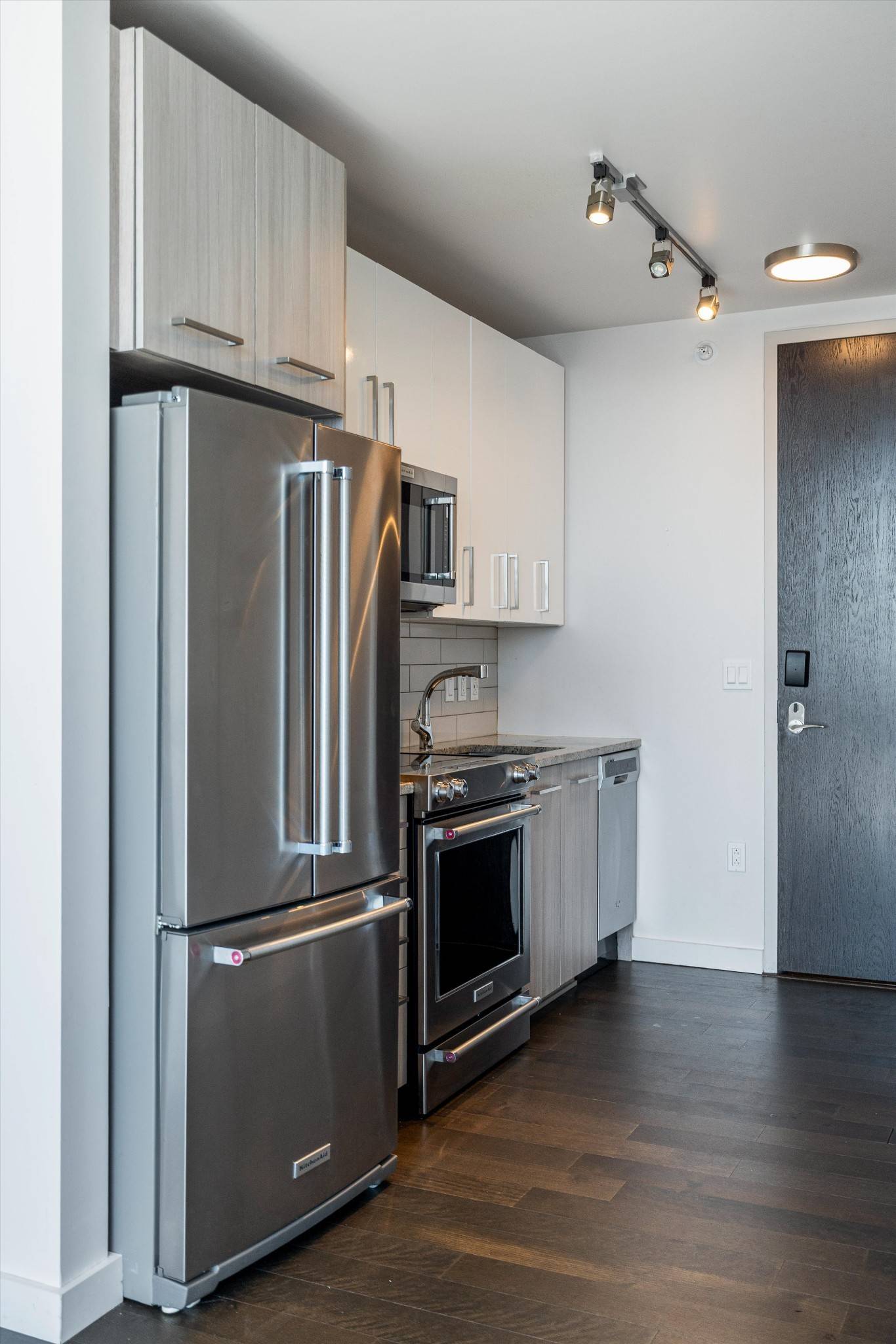 515 Church St #3711, Nashville, TN 37219