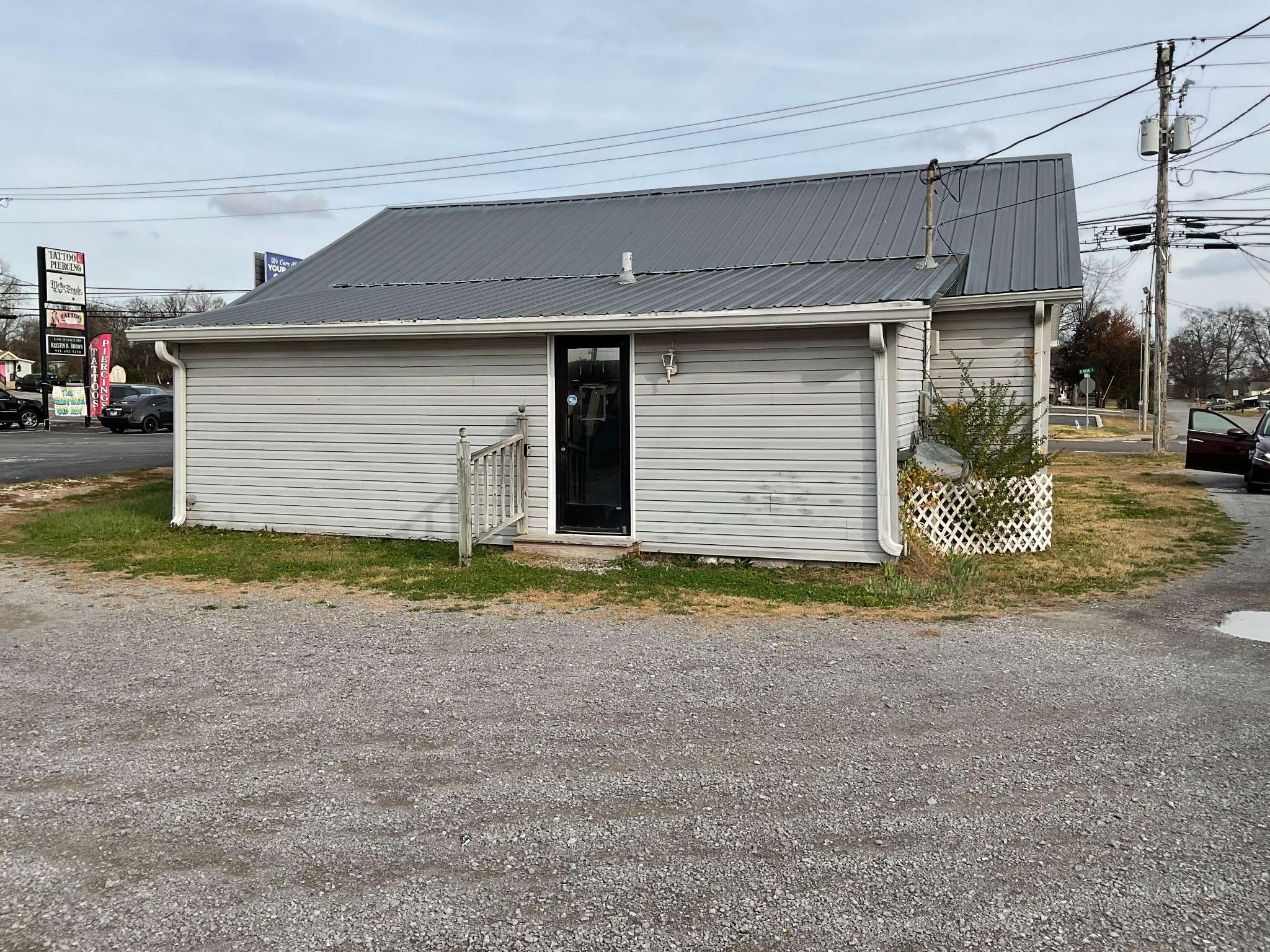 1301 N Main St, Shelbyville, TN 37160