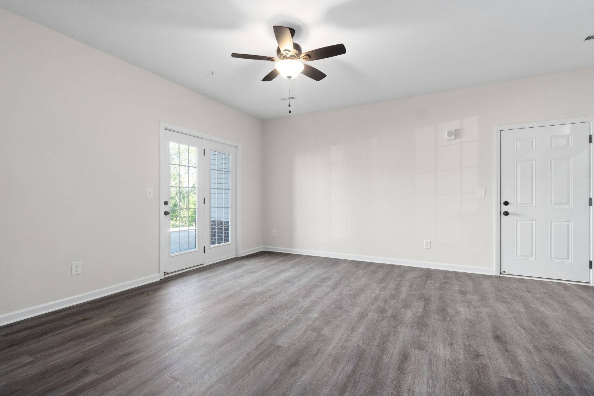 229 E Johnson Circle #C-107, Clarksville, TN 37040