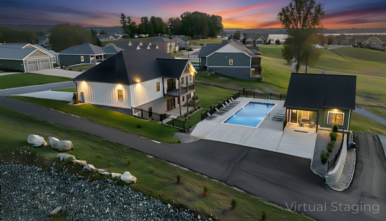310 Moon Bay Dr, Kuttawa, KY 42055