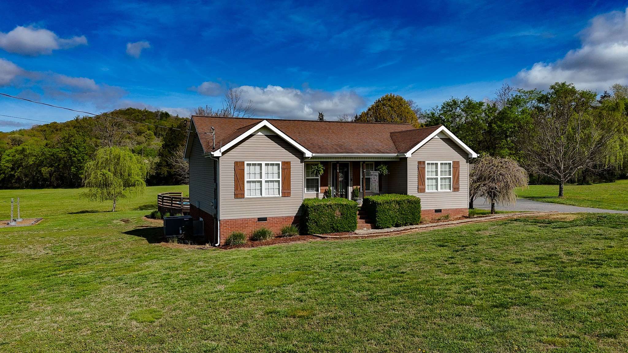 16 Volunteer Rd, Petersburg, TN 37144