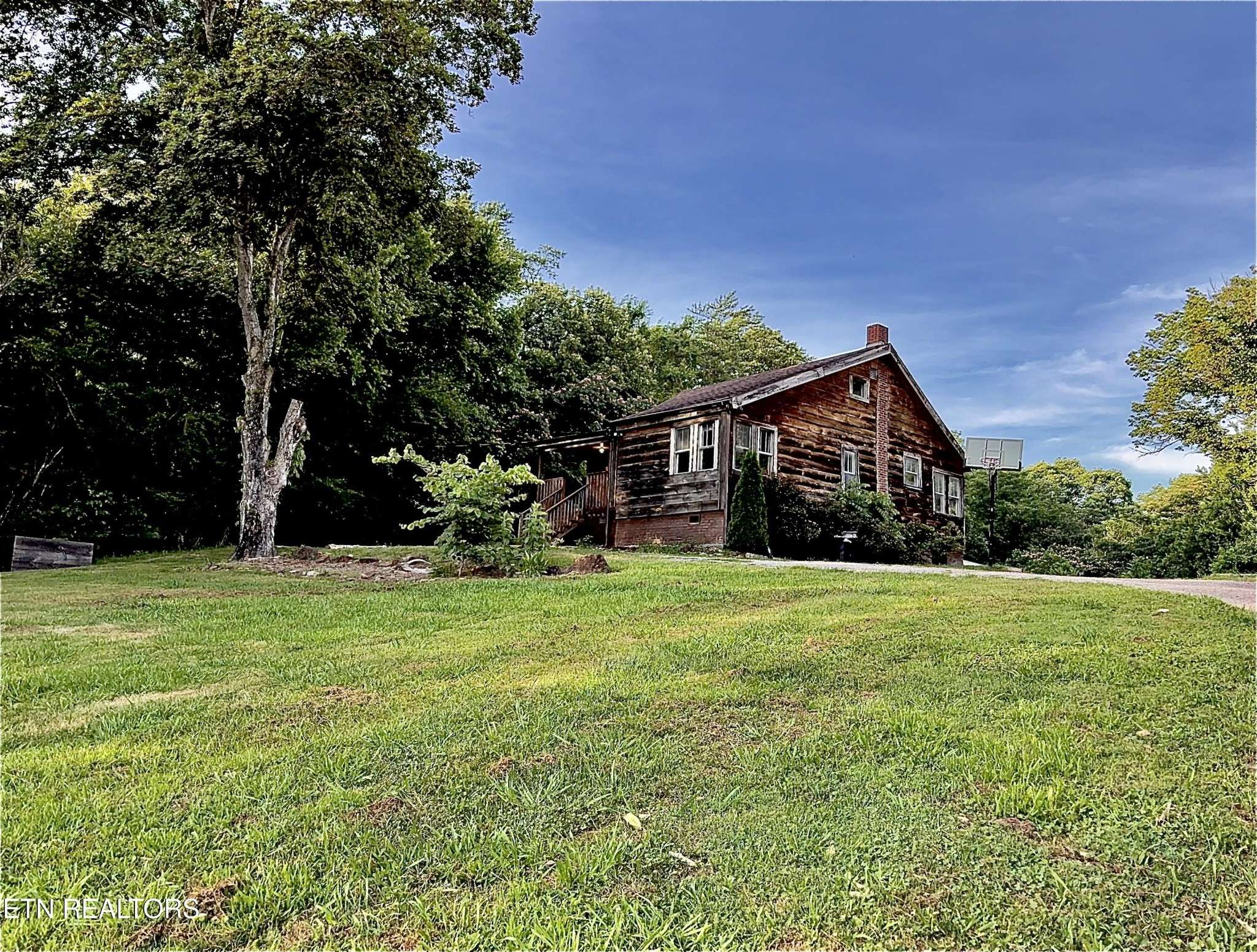 7724 Hodges Ferry Road, Knoxville, TN 37920