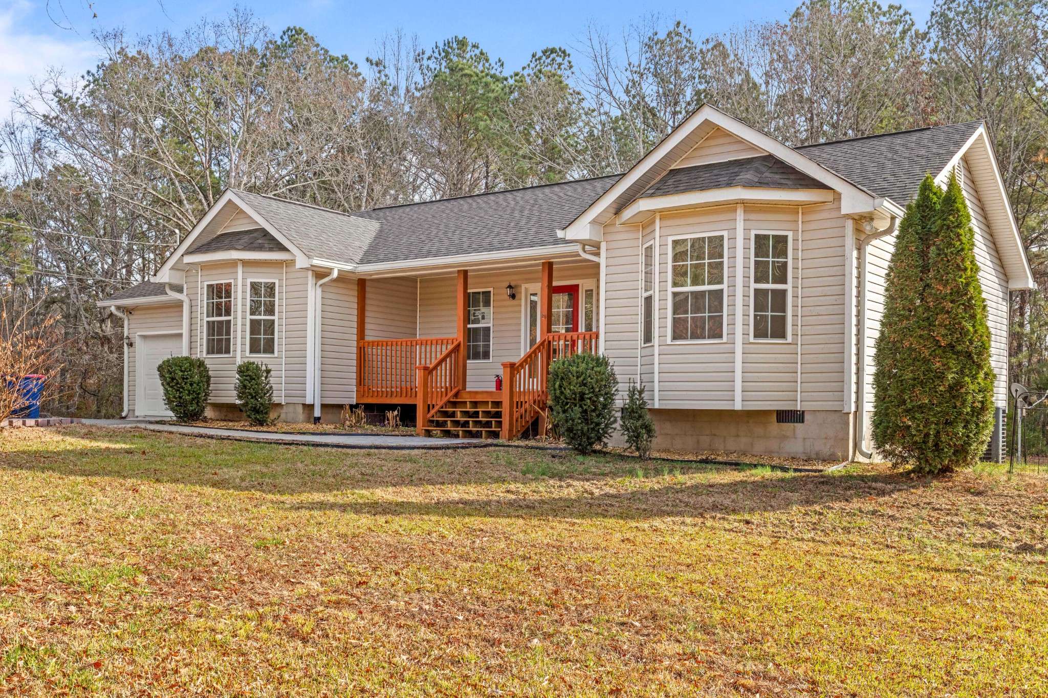 132 Katie Ln, Chatsworth, GA 30705