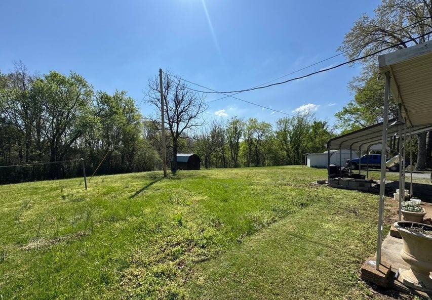917 Columbia Ave, Centerville, TN 37033