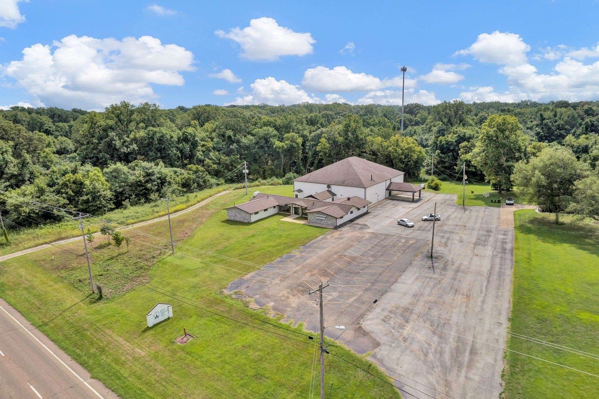 6368 US Hwy 51, Millington, TN 38053