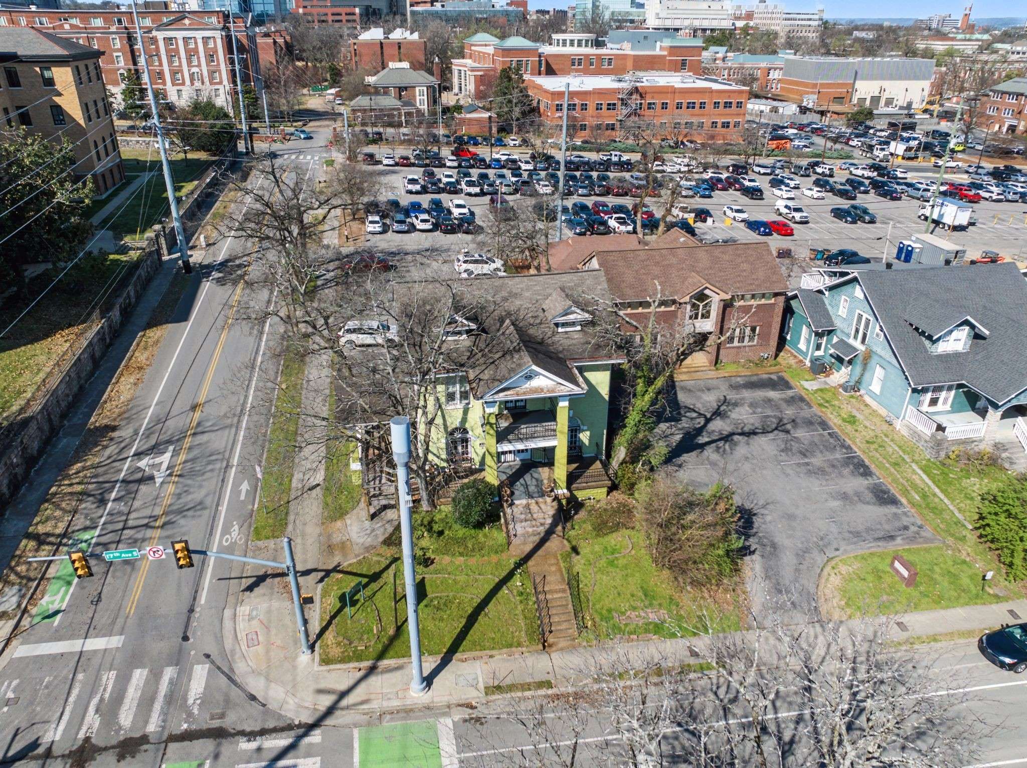 1233 17th Ave #S, Nashville, TN 37212