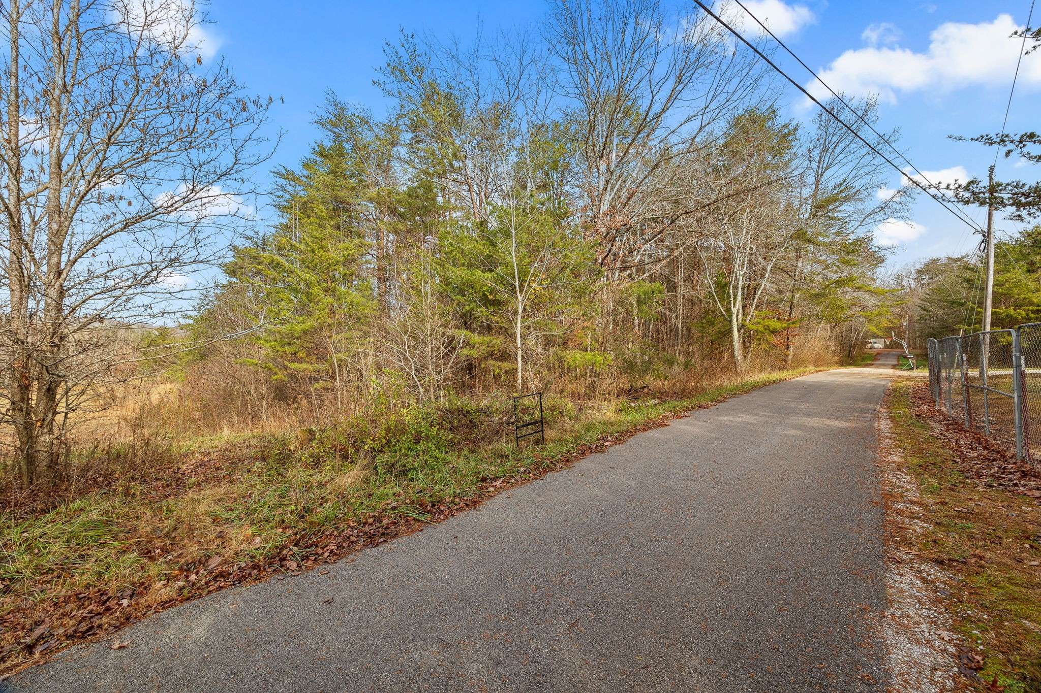 2 Ev Rd, Spencer, TN 38585