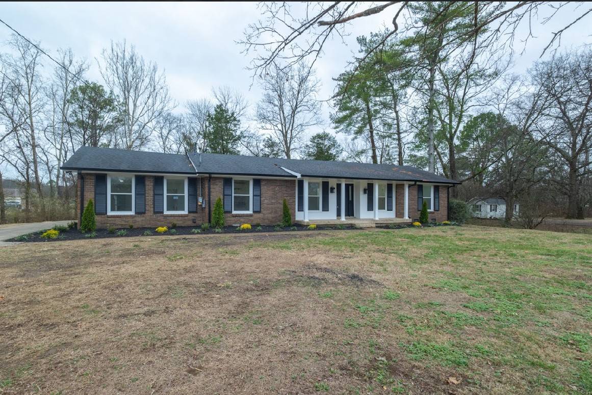 1109 Howell Dr, Franklin, TN 37069